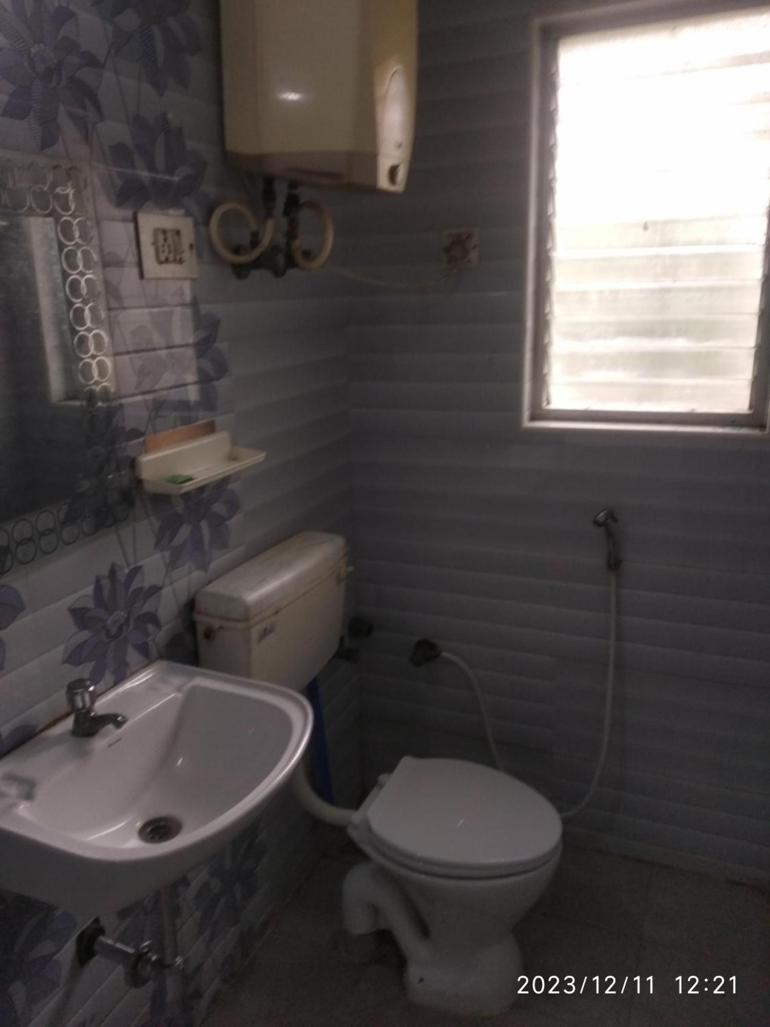 Royale Seaward Supreme * Chennai