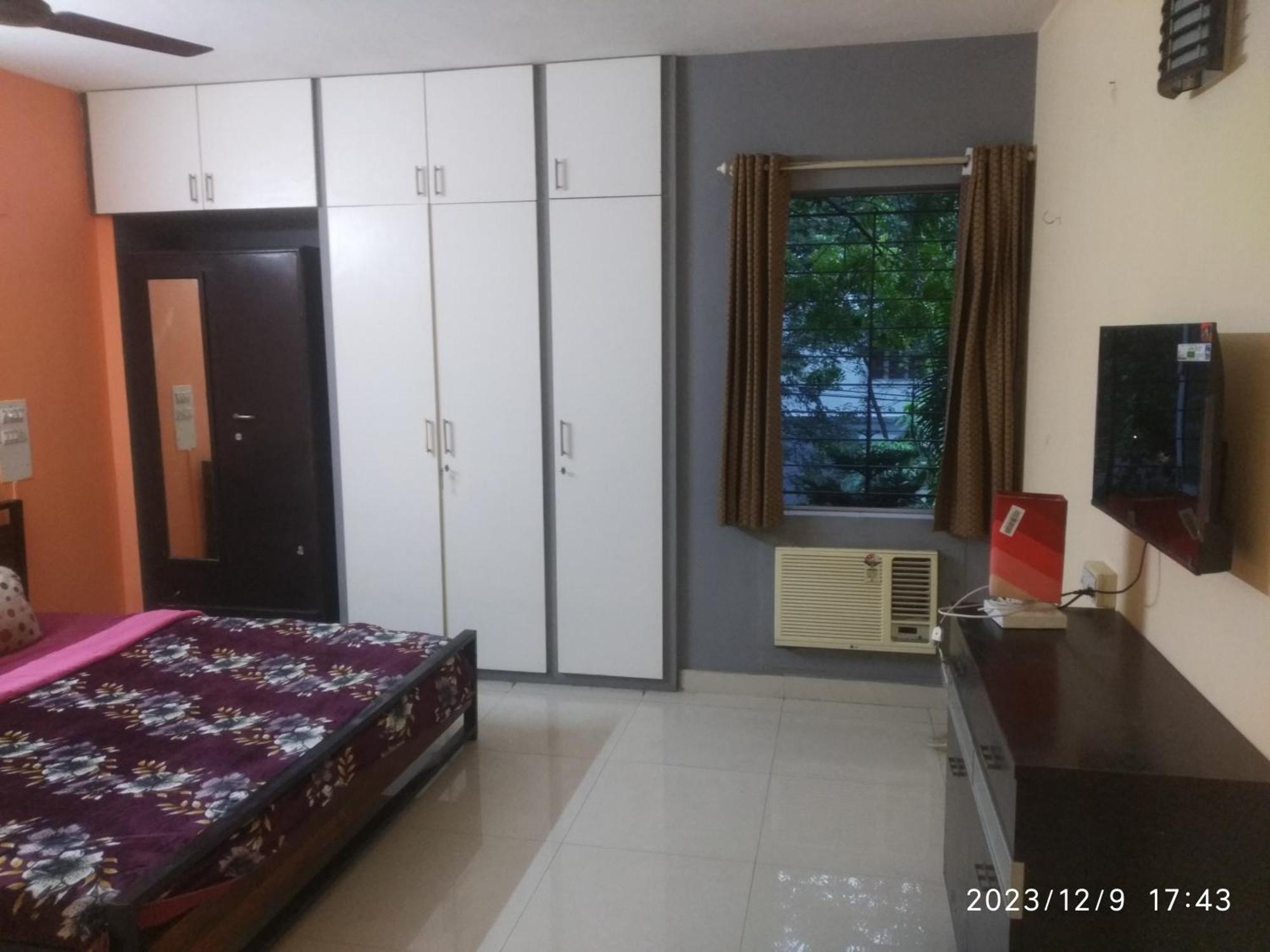 Royale Seaward Supreme * Chennai