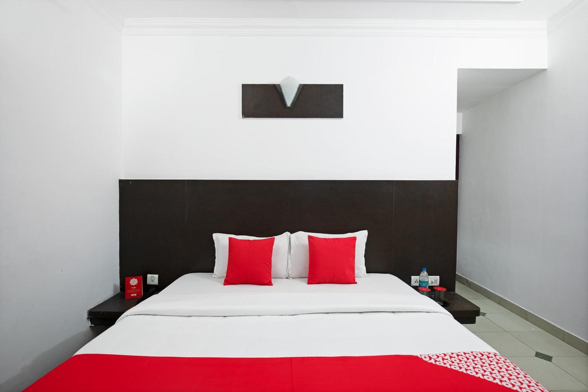 Hotel Flagship Orchid 3*