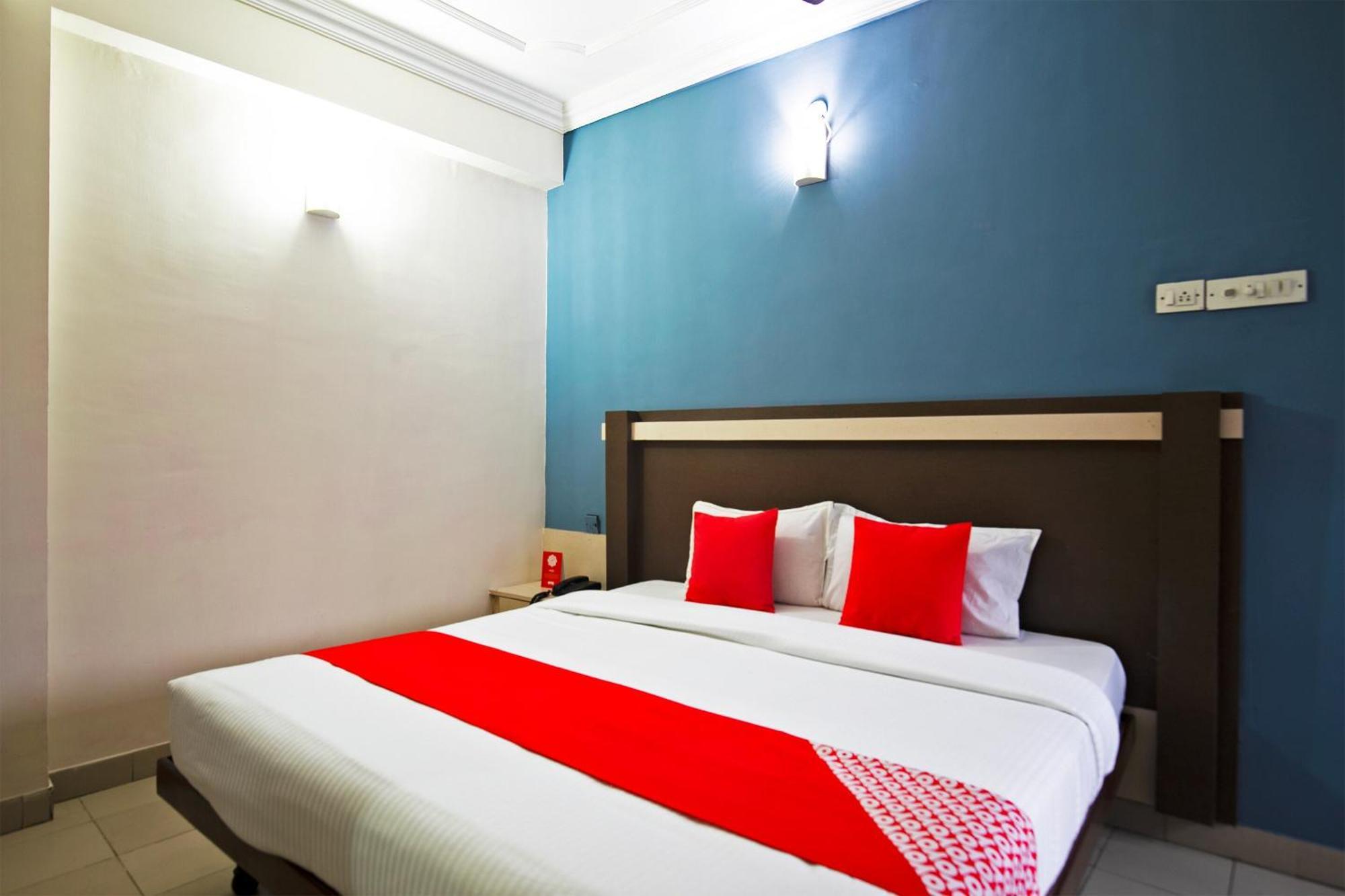 Flagship Orchid Hotel 3*