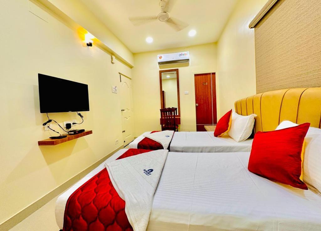 Sunlight Residency Hotel *