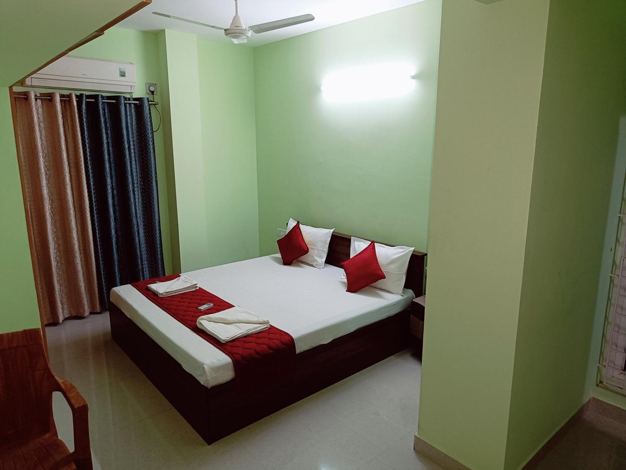 Ananya Service Apartment *