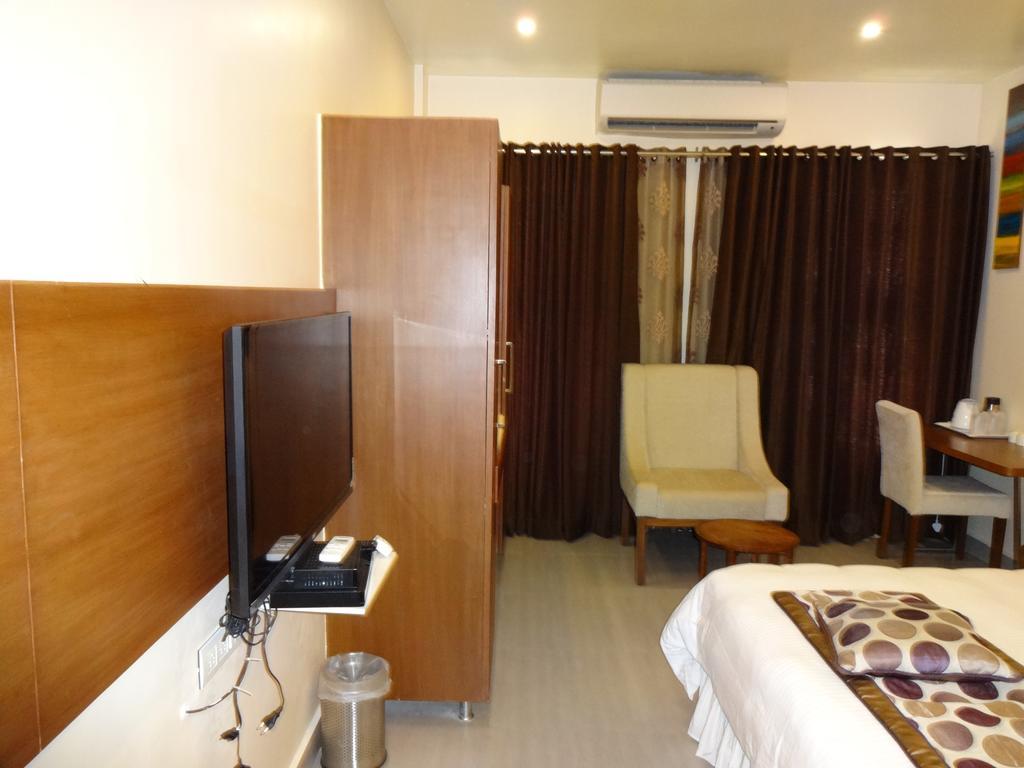 Buhari Royale Boutique Hotel Chennai
