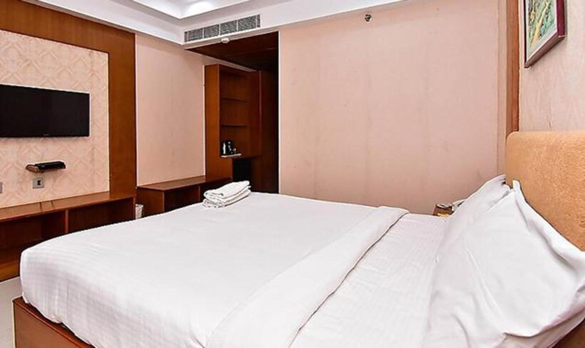 Hotel Fabhotel Prime Vijay Park Madhavaram Chennai
