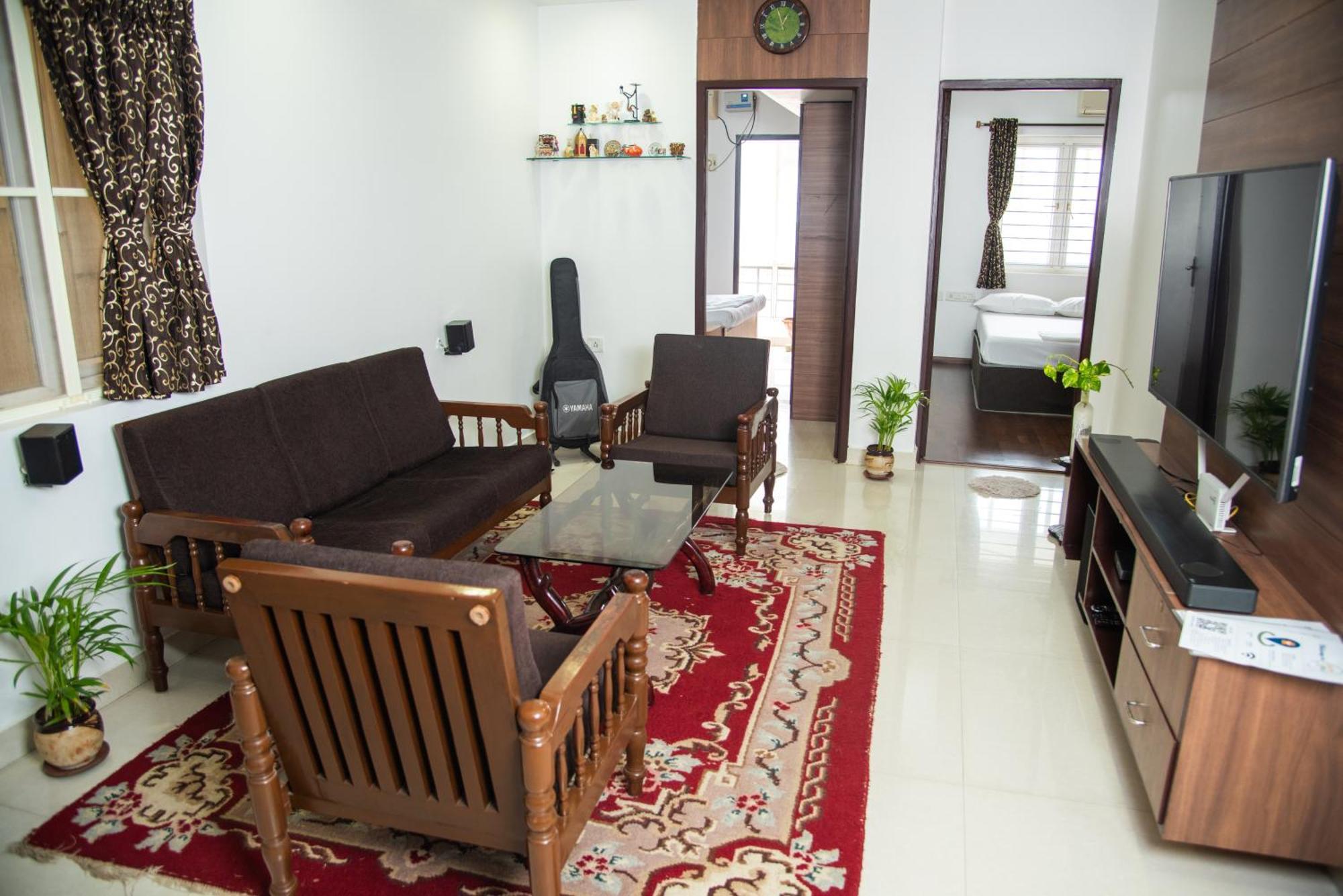 Mama Rose In Madipakkam Apartment *