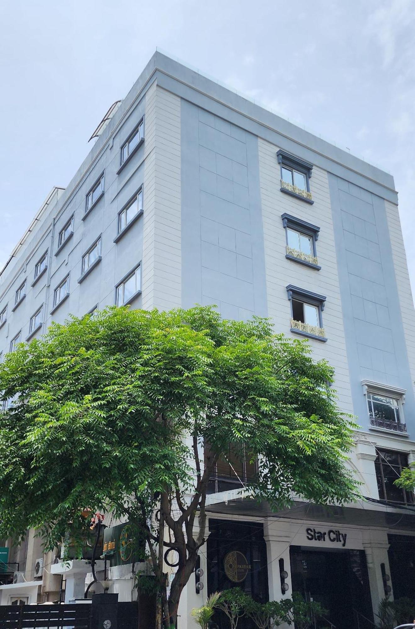 Hotel Star 3*