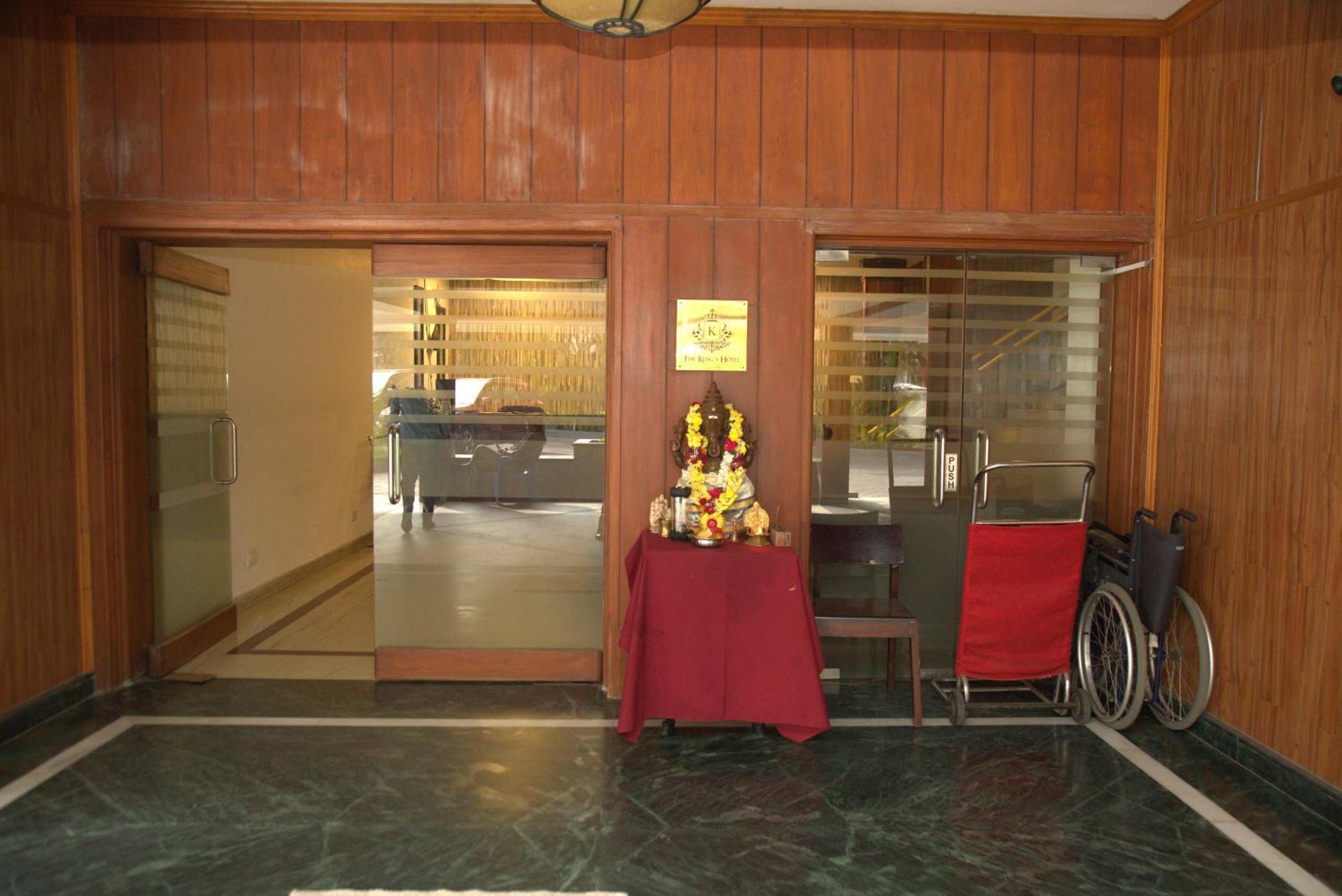 Hotel Kings Egmore 3*