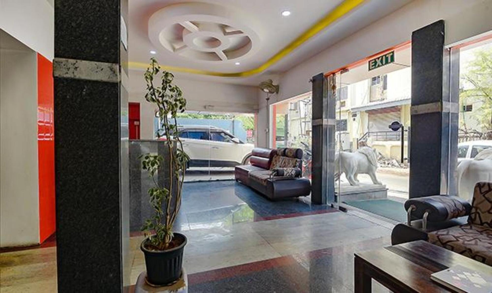Fabexpress Lloyds - T Nagar 3* Chennai