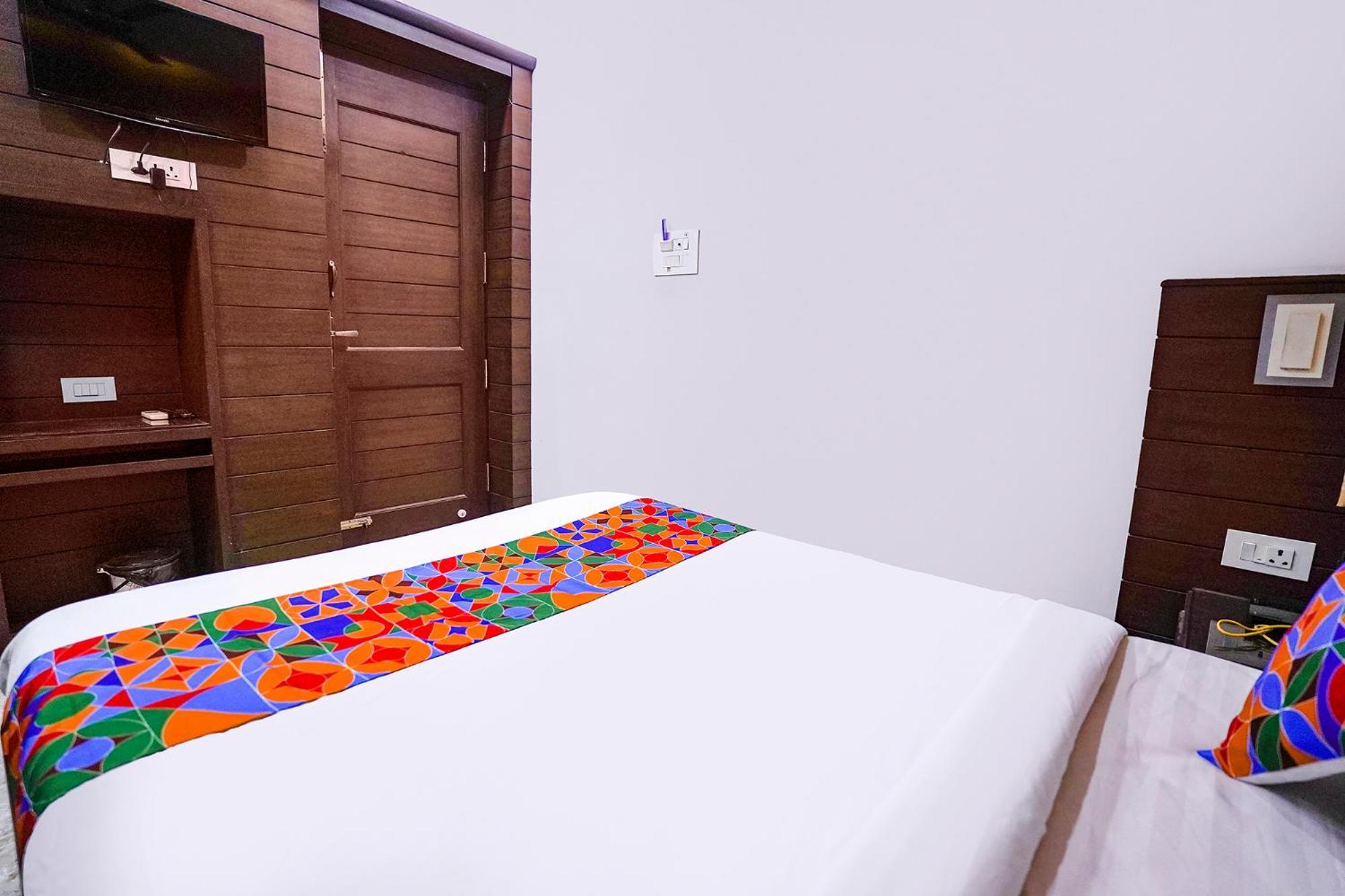 Hotel Fabhotel Sai Residency - Nr Tambaram Railway Station Chennai