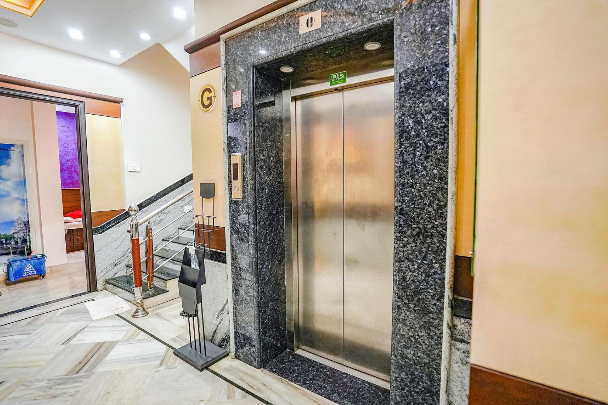 Fabhotel Sai Residency - Nr Tambaram Railway Station 3* Chennai