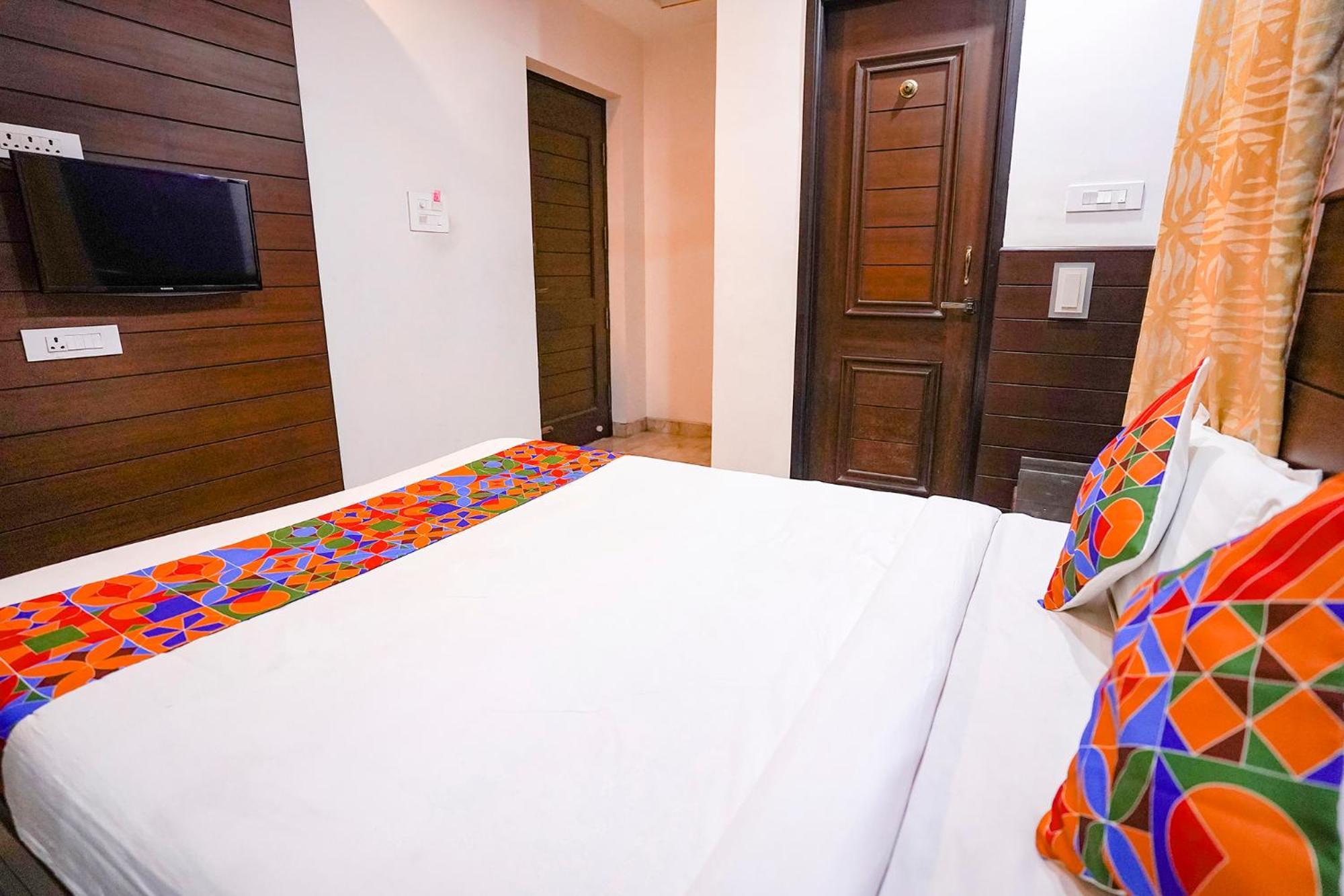 Fabhotel Sai Residency - Nr Tambaram Railway Station