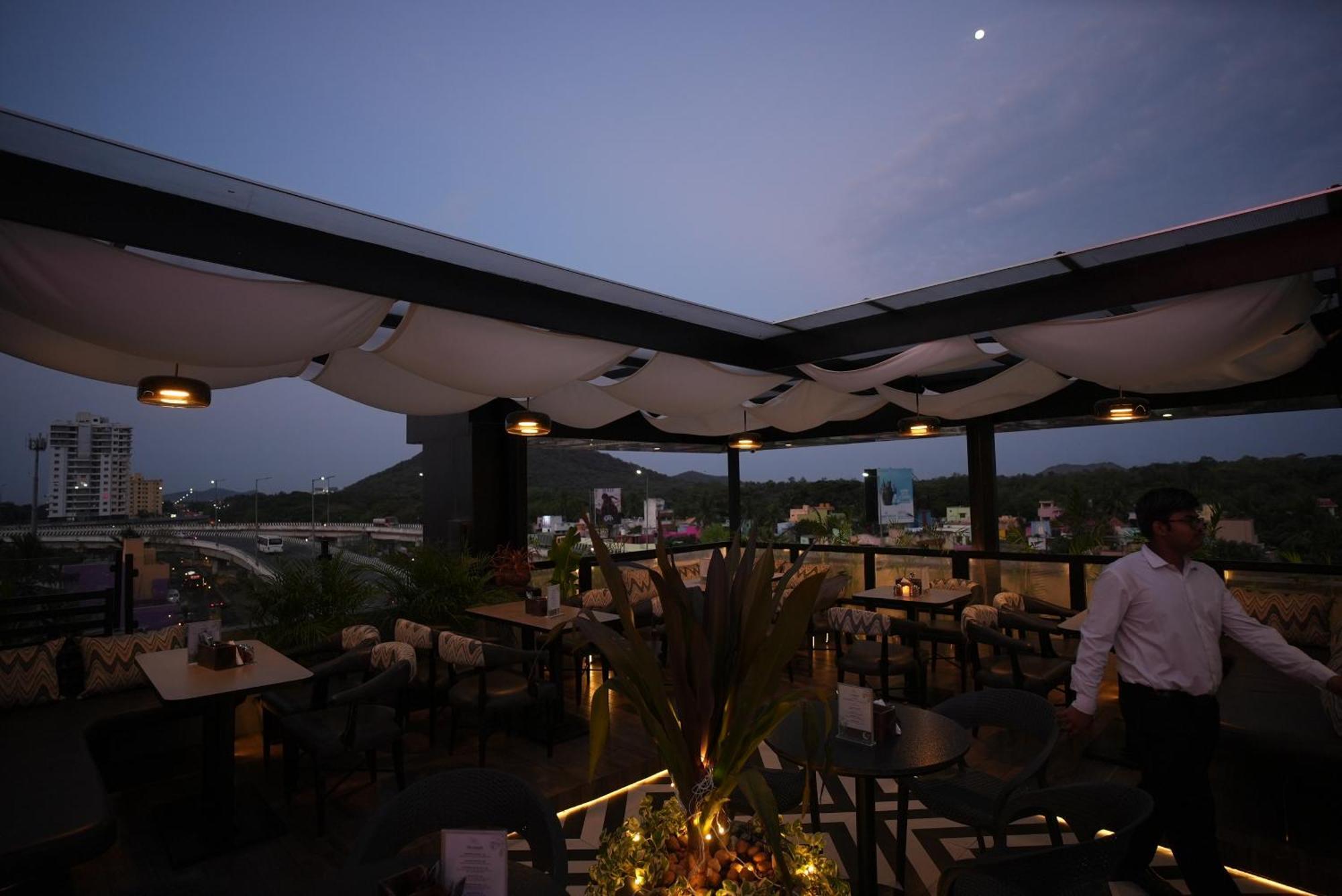 Srr Grand Hotel Chennai