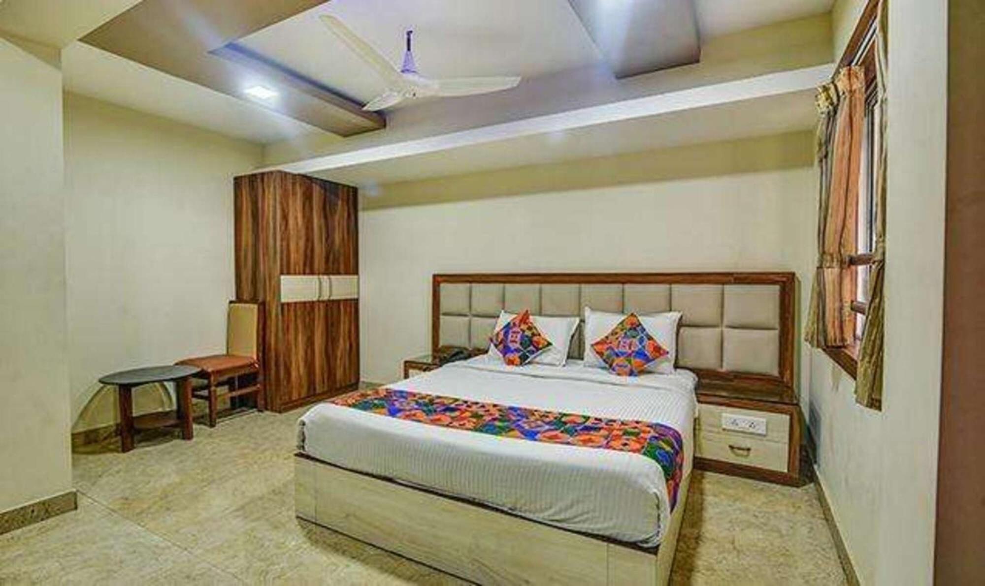 Fabhotel Palace - Nr Railway Station Hotel