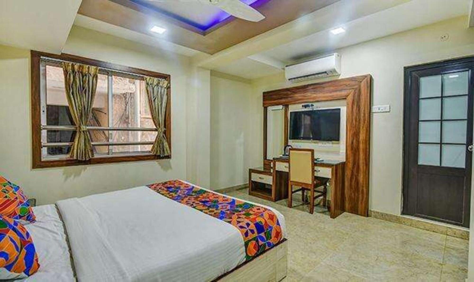 Fabhotel Palace - Nr Railway Station