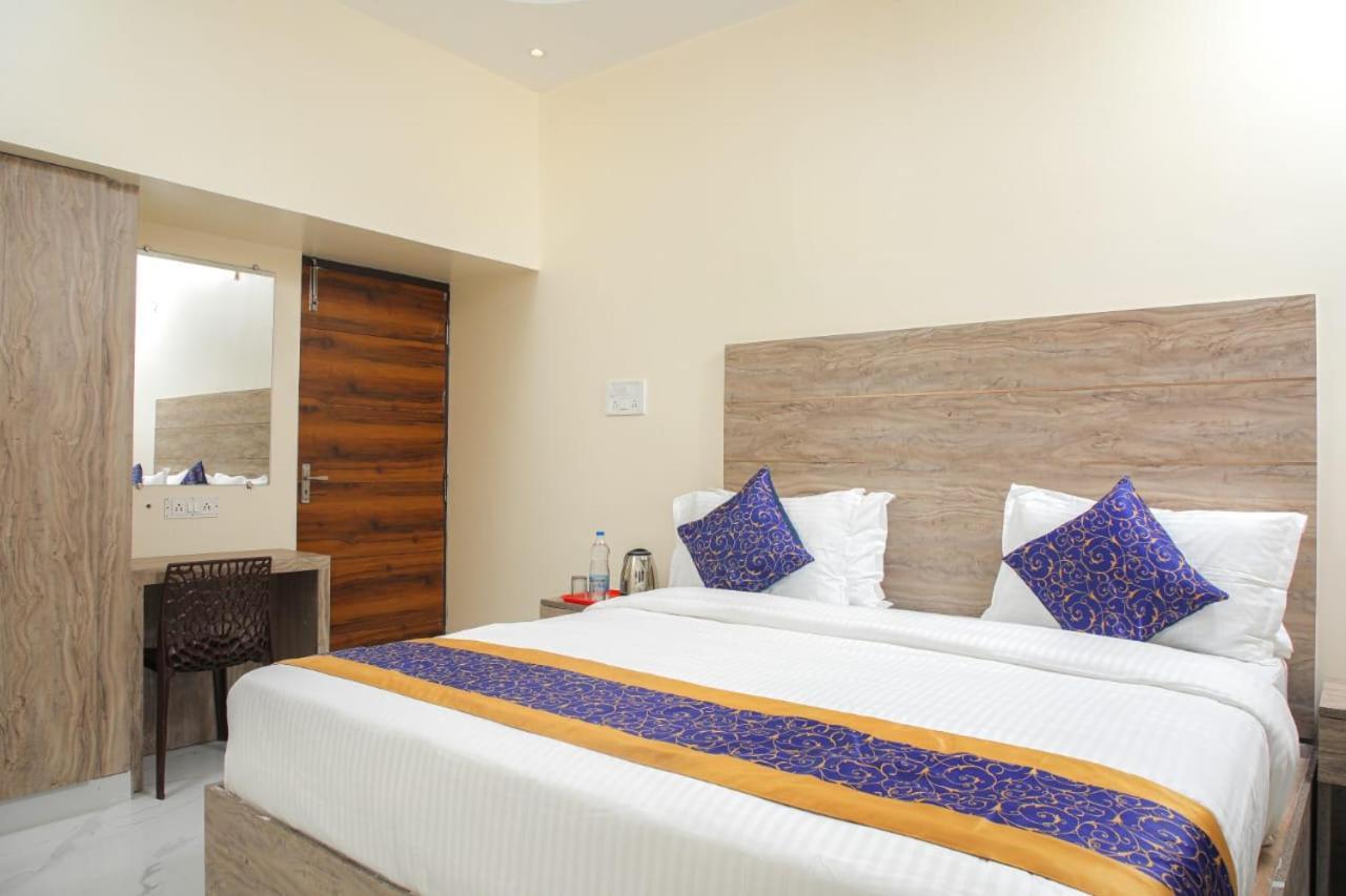 Redstone Service Apartment-tnagar Near Usconsulate