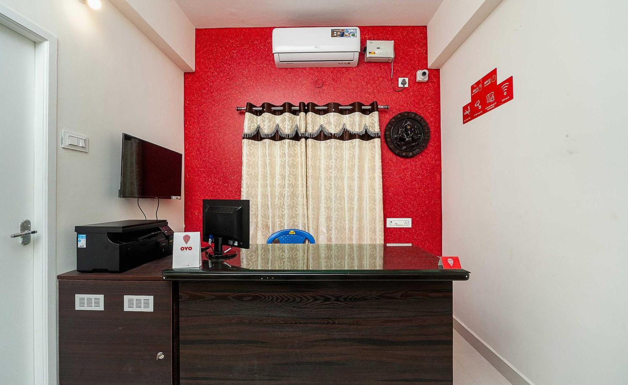 Hotel Oyo Flagship Lakshmi Residency