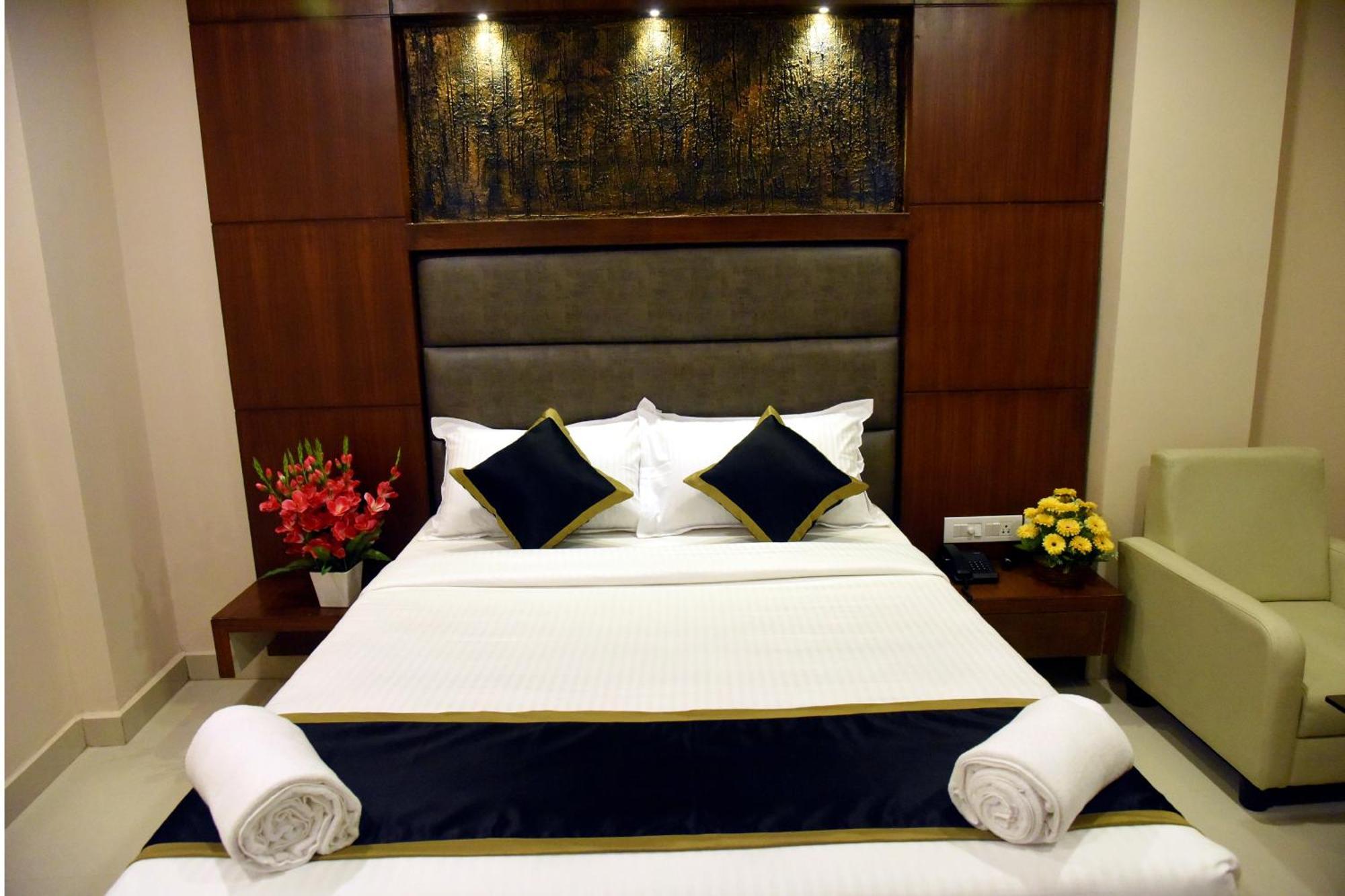 The Hydel Park - Business Class - Near Railway Station
