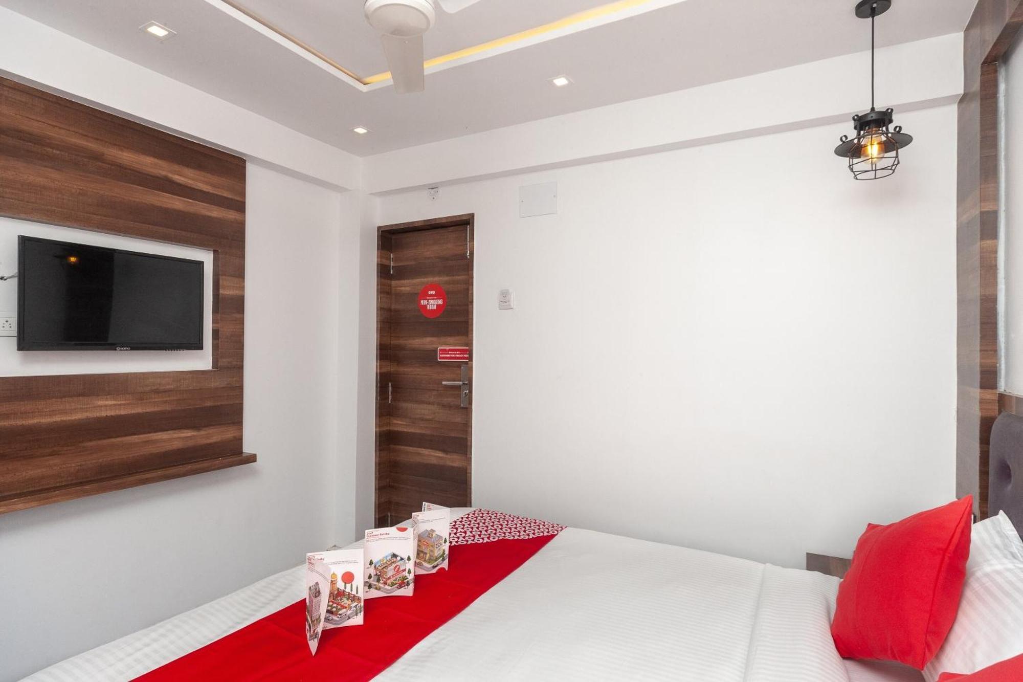 Hotel Capital O Admire Hospitality Chennai