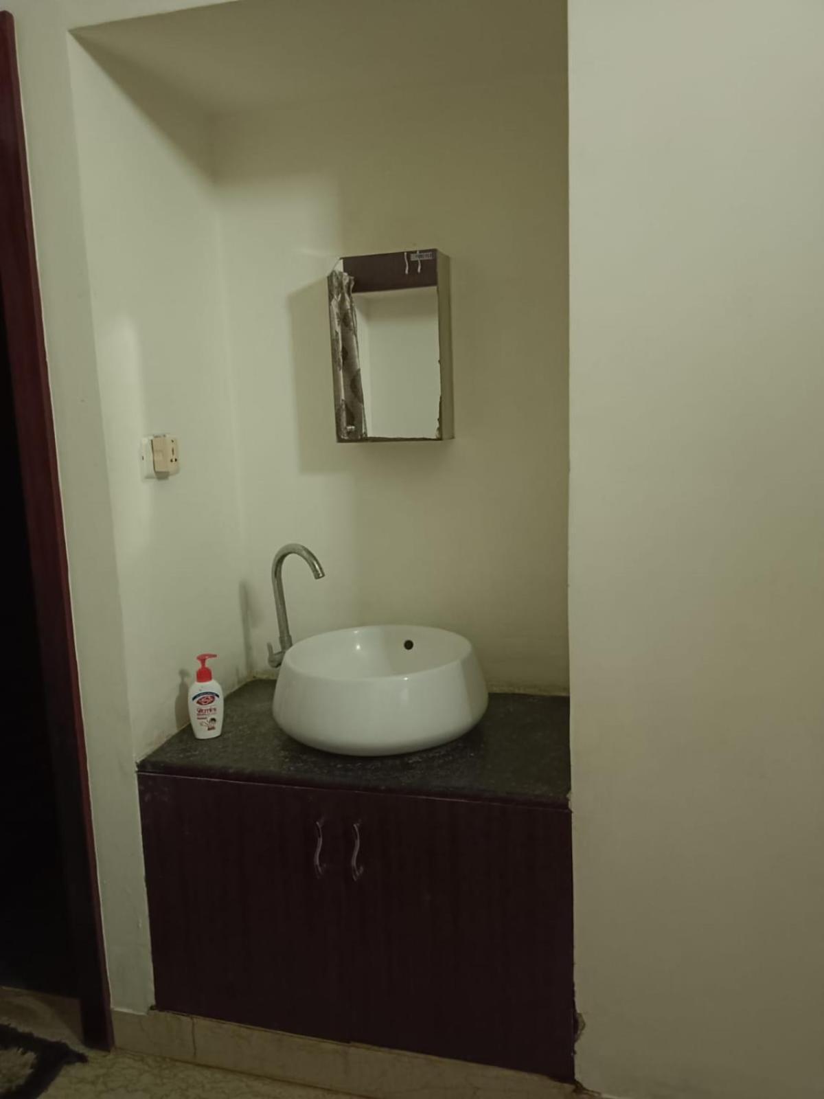 Iris Comfort Guest house Chennai