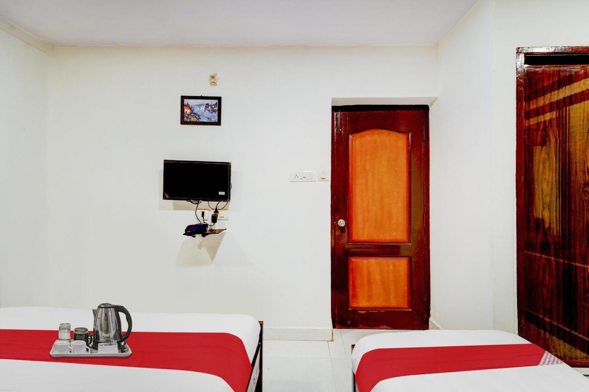 Hotel O White Near Central Railway Station