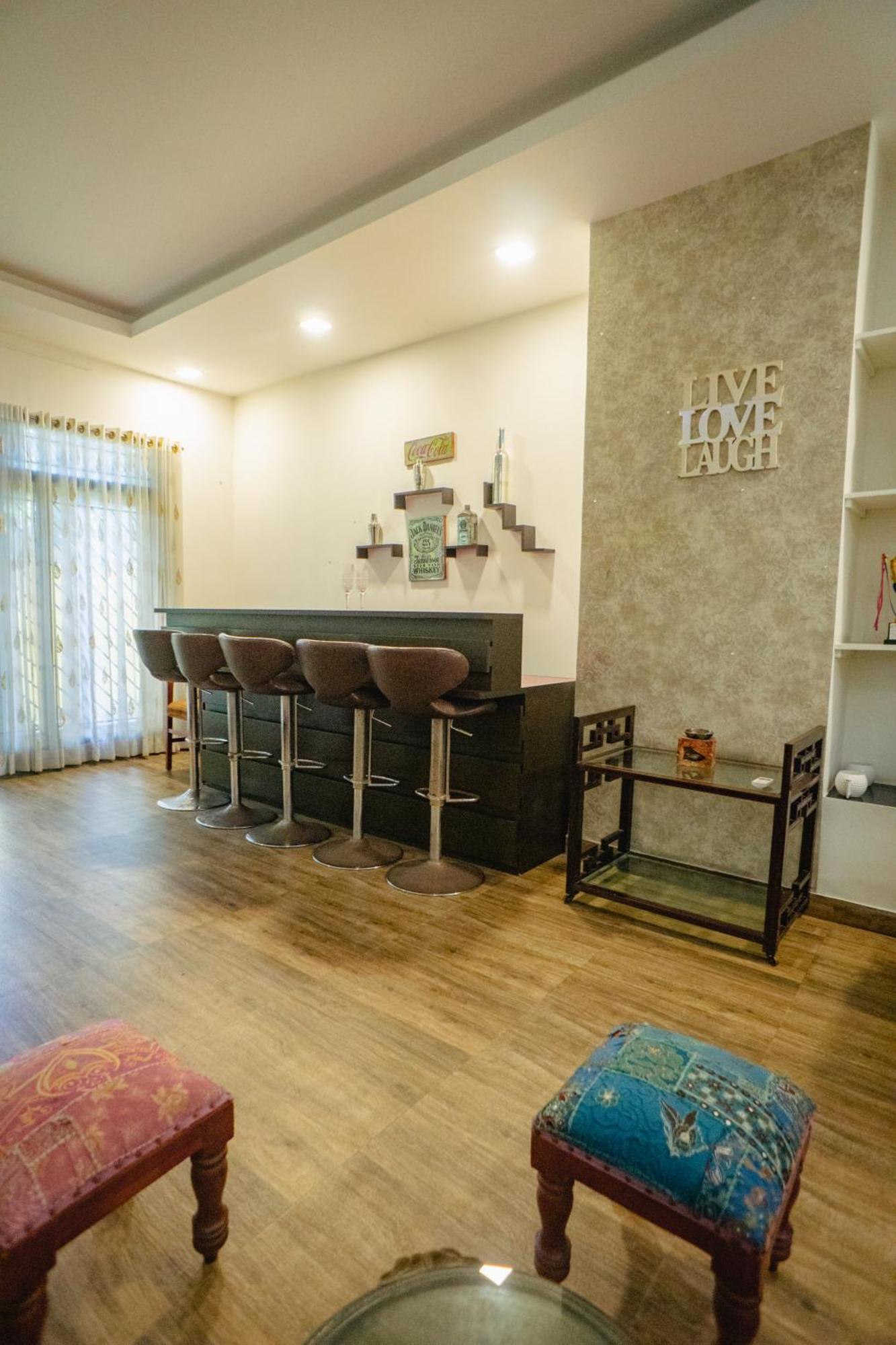 Hospedagem domiciliar The White House Opp Park Hyatt Chennai