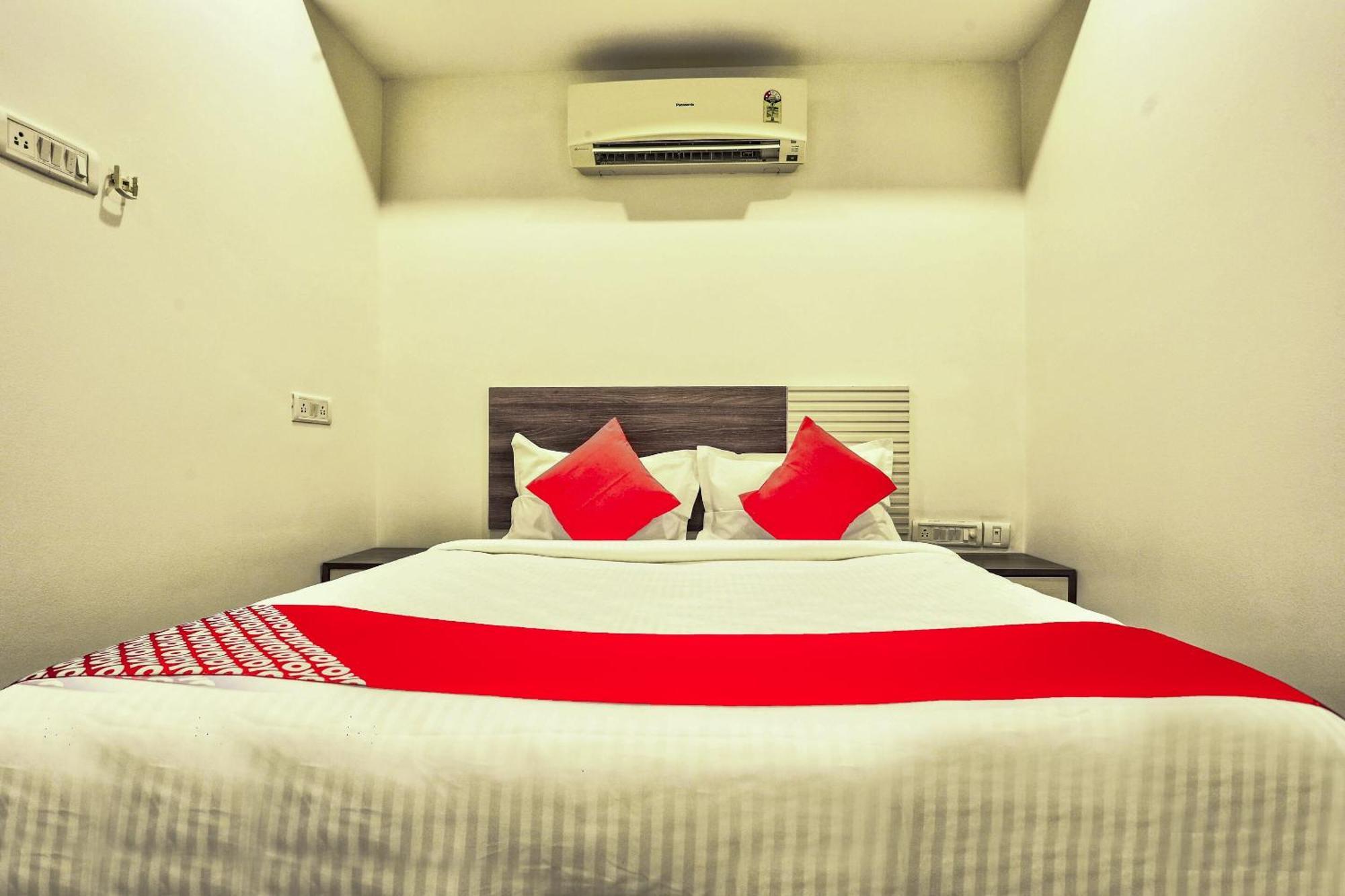 Hotel Oyo Manvaar