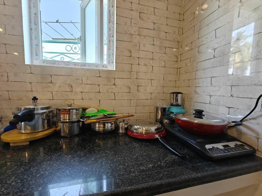 - Ac 5 Bhk Near Alrport Villa