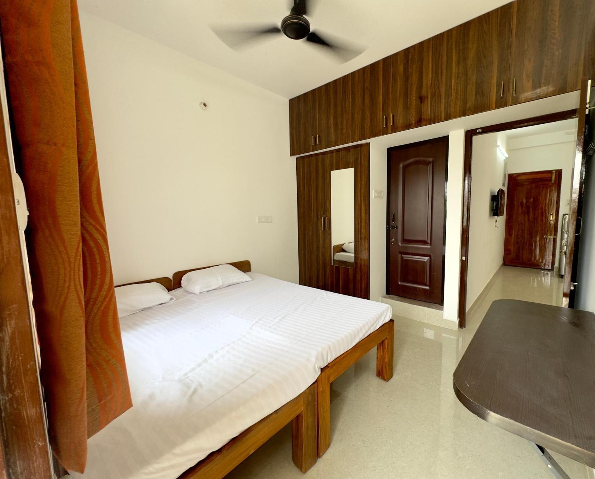 Sishya & Service Thoraipakkam, Omr, It Expressway Apartment