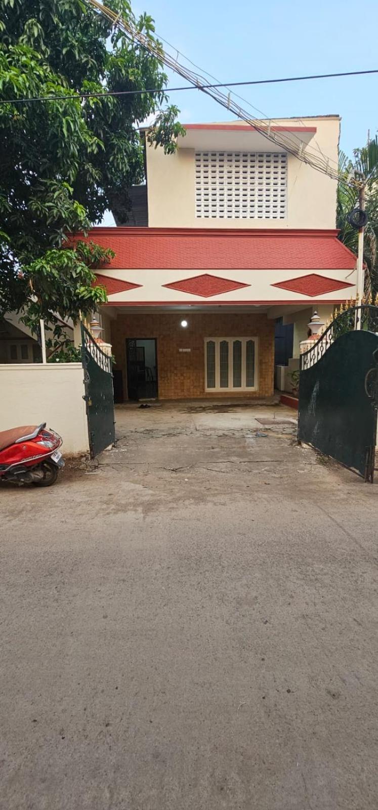 Homestay - Ac 3 Bhk Near Alrport