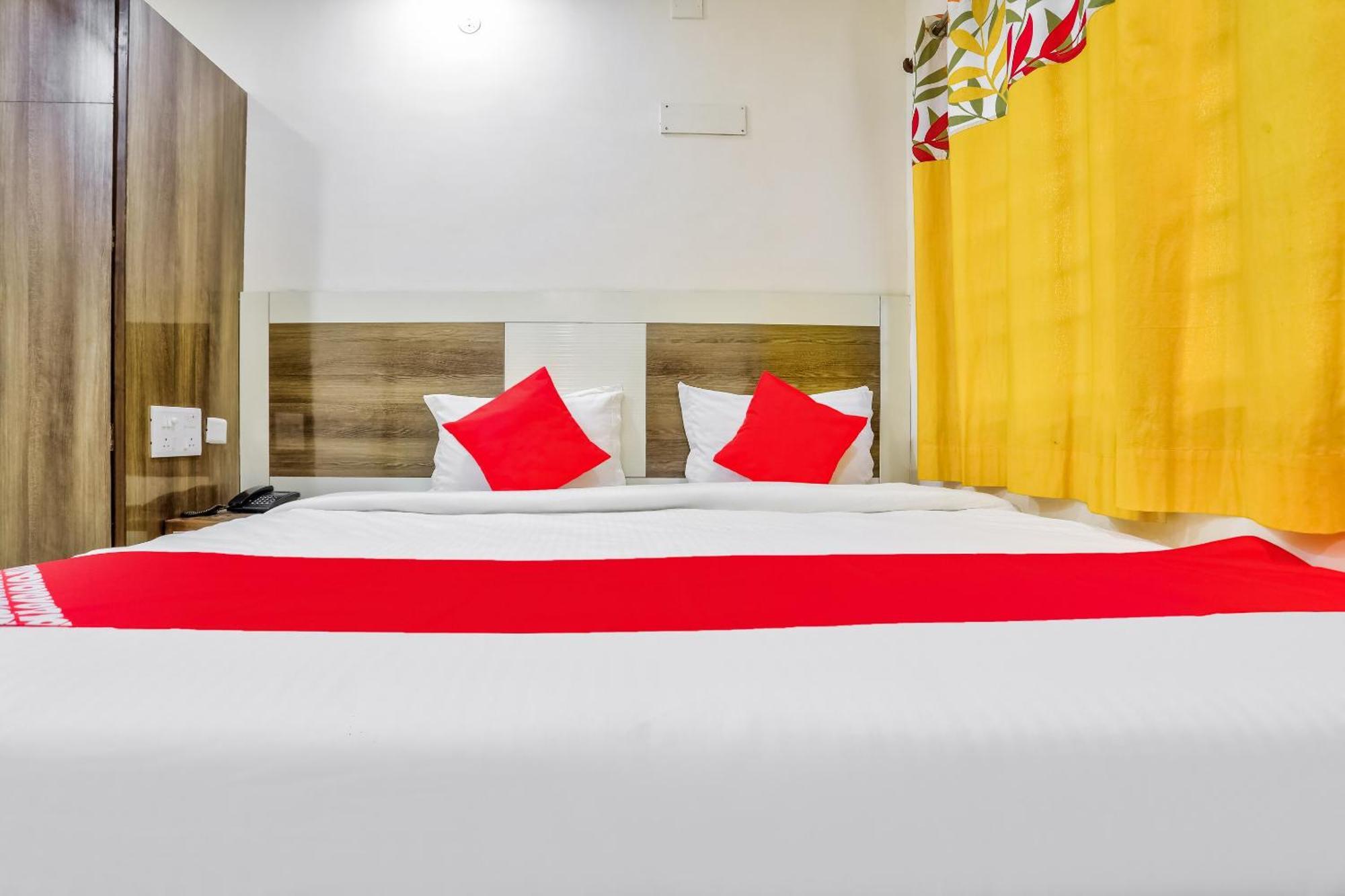O Nimalan Residency Shenoy Nagar Anna Nagar Near Pvr Cinemas Skywalk 3* Chennai