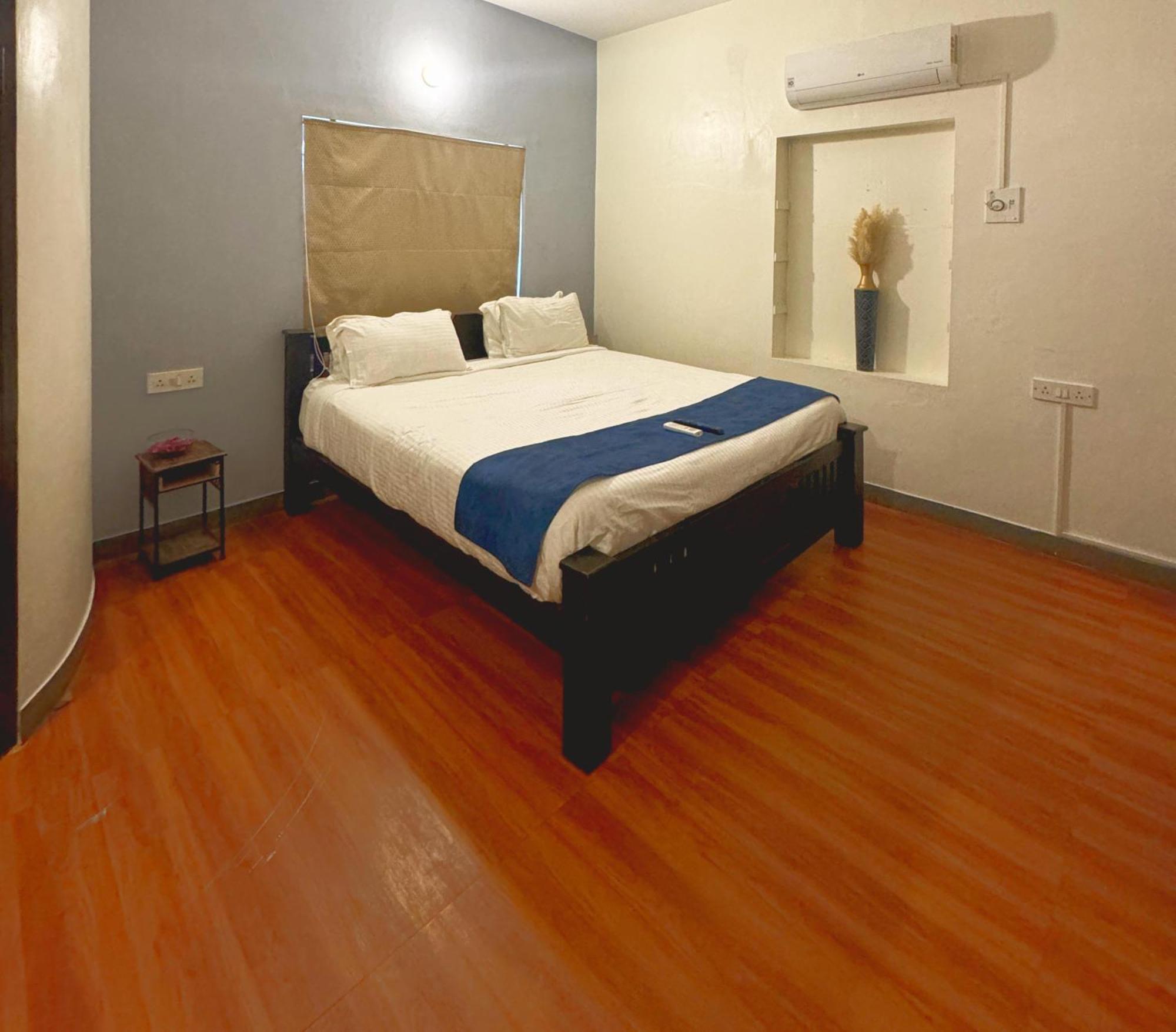 Brick Castle Hotel Chennai