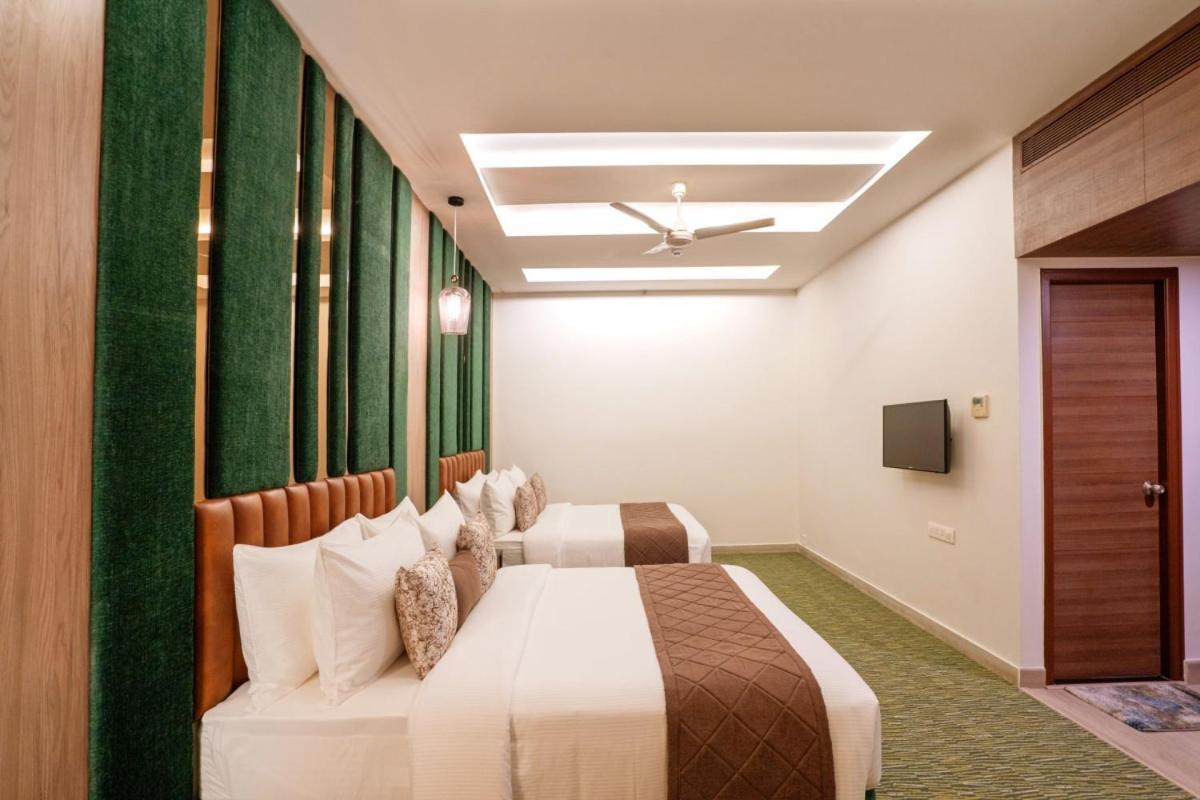 Star Hotel