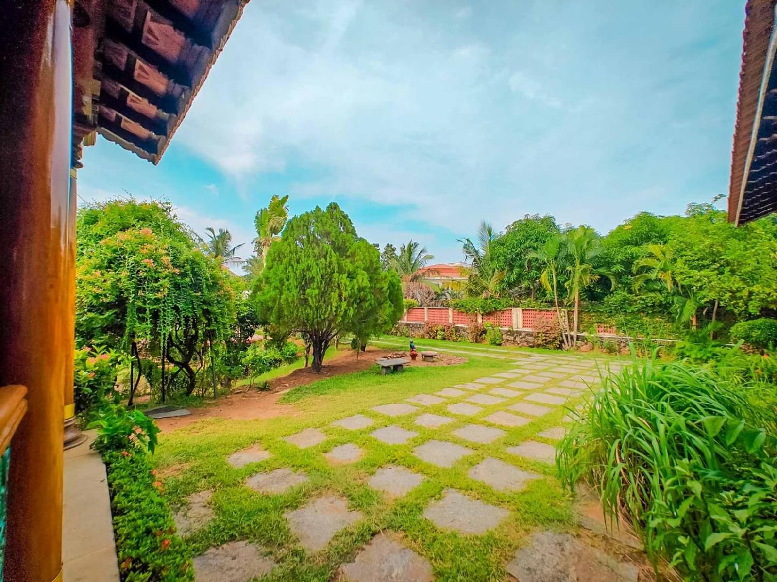 Royal Experiences Chettinad Sea Side Villa, Kanathur Ecr *
