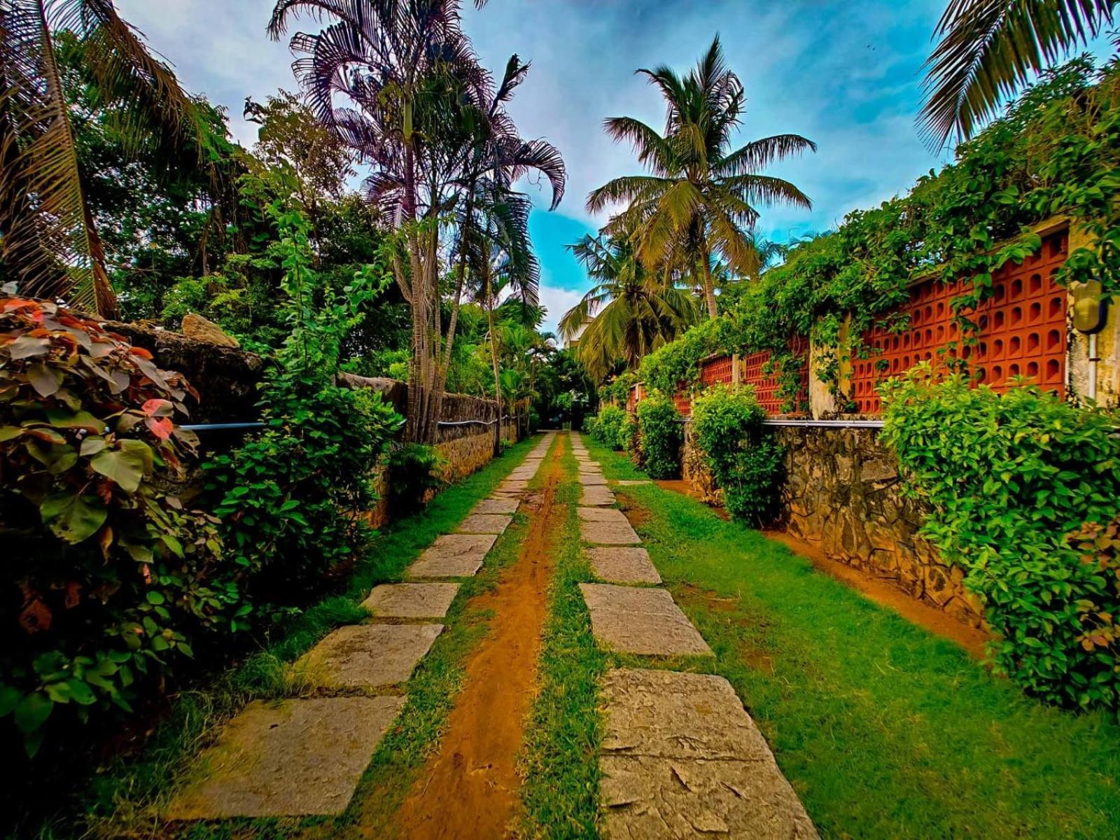 Royal Experiences Chettinad Sea Side Villa, Kanathur Ecr Vila