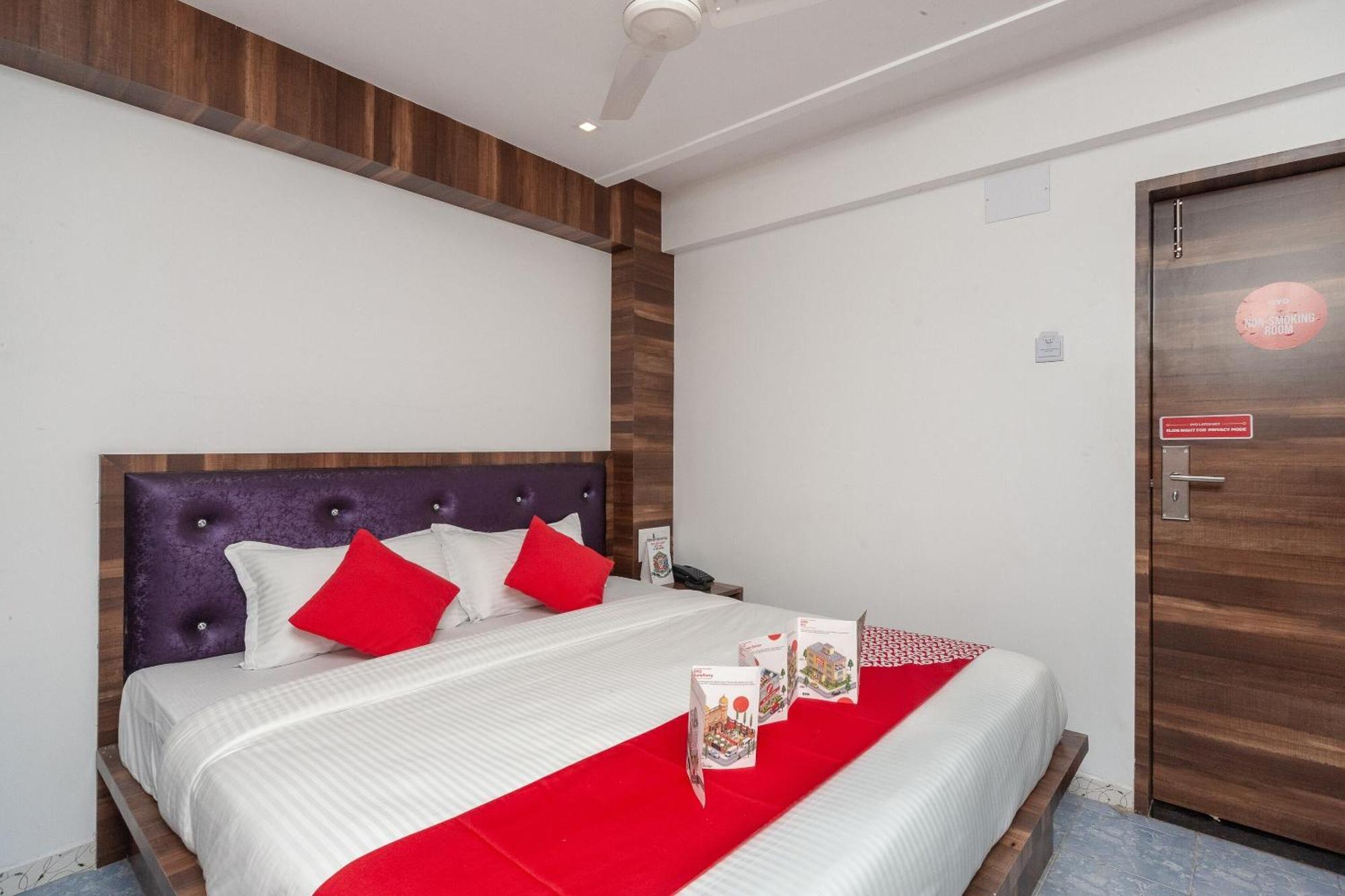 Hotel Capital O Admire Hospitality 3*