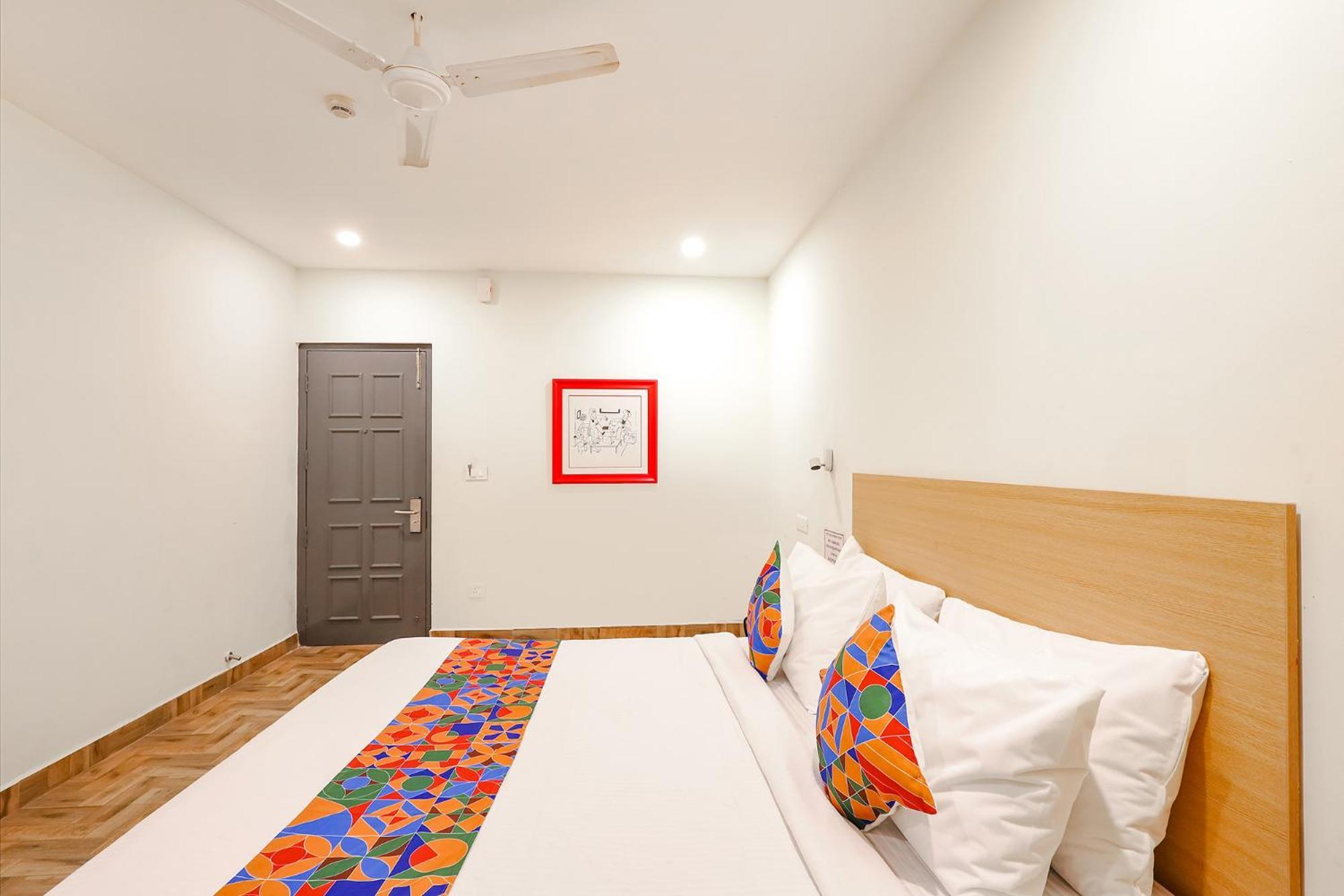 Fabhotel Perfect - Nr Chromepet Railway Station Hotel *