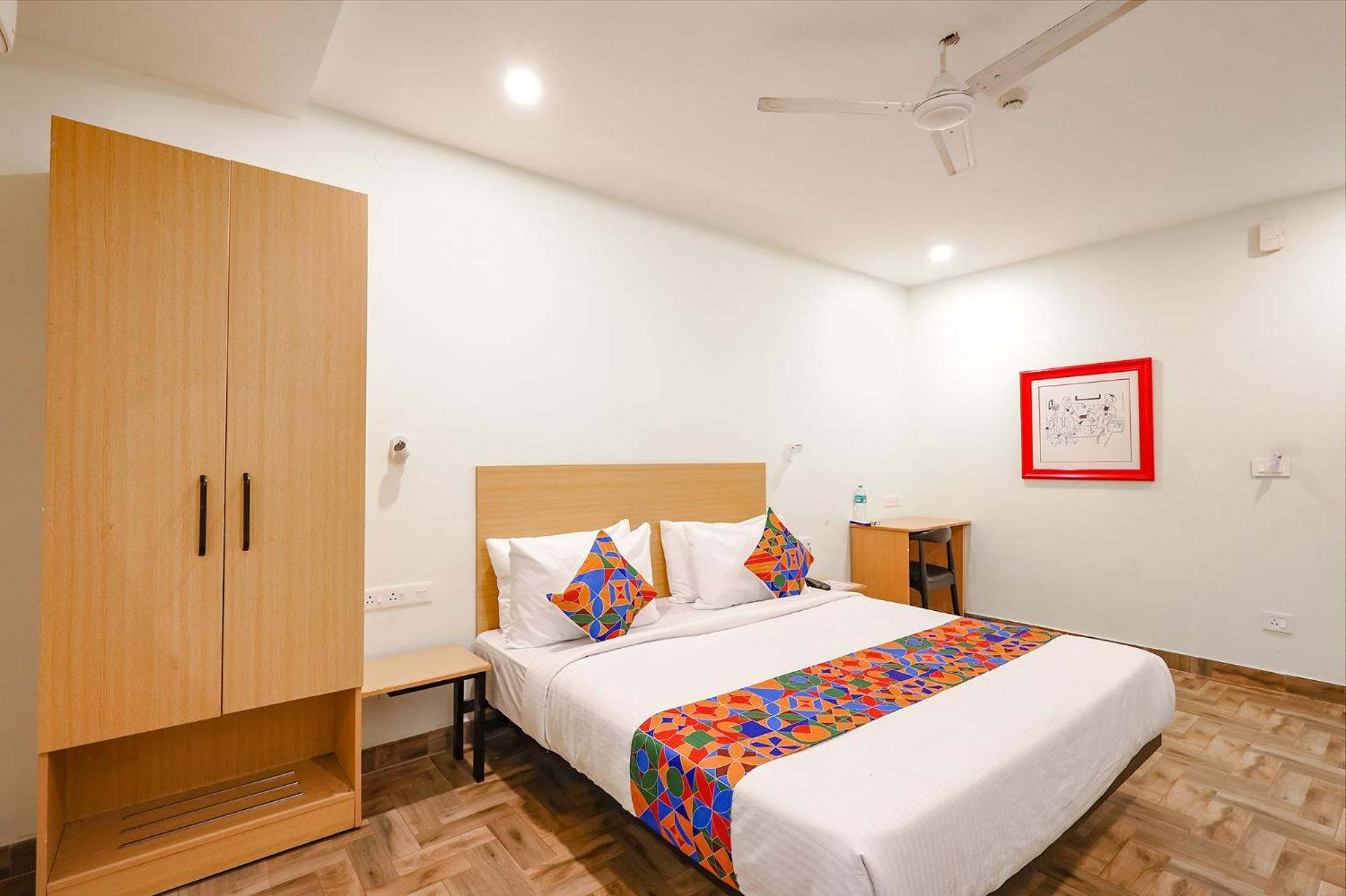 Fabhotel Perfect - Nr Chromepet Railway Station *