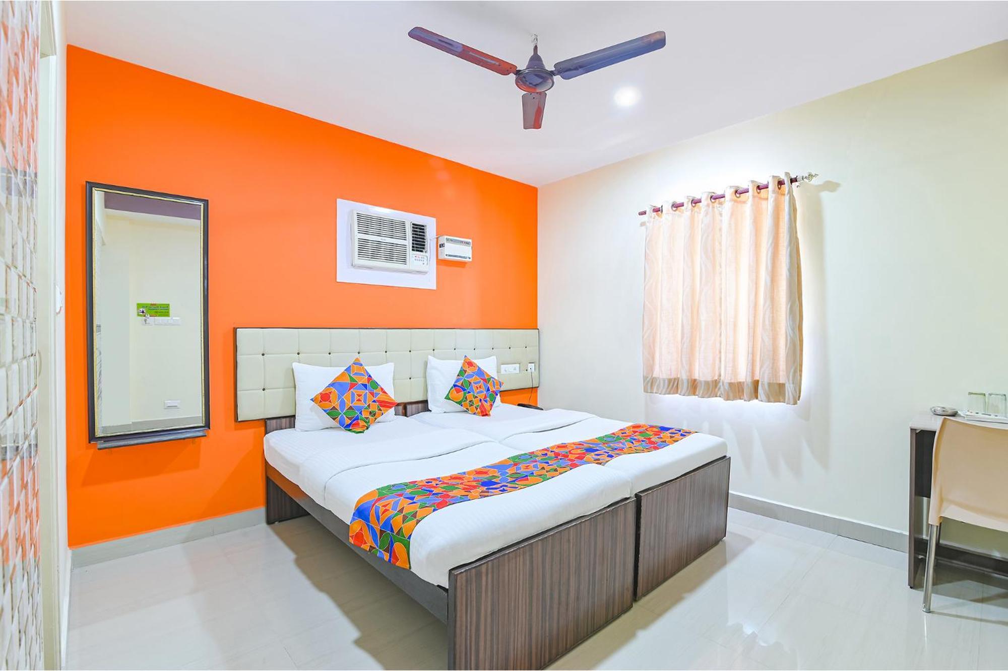 Hotel Fabhotel Vrj Residency - Nr Trade Center & St Thomas Mount