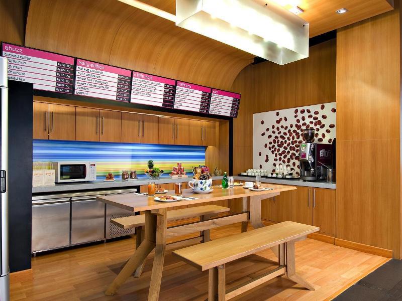 Aloft Omr It Expressway 4*