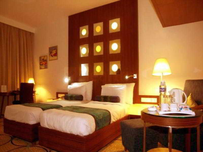 Pride Hotel, 4* Chennai