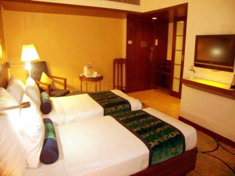 Pride Hotel,
