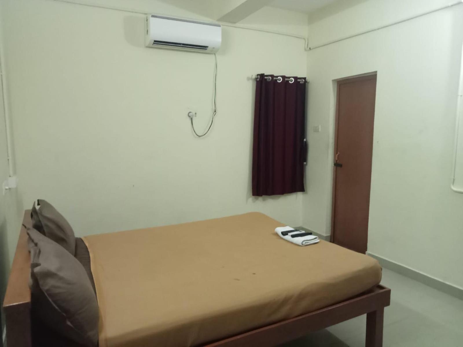 Collection O Orchid Residency Medavakkam Chennai