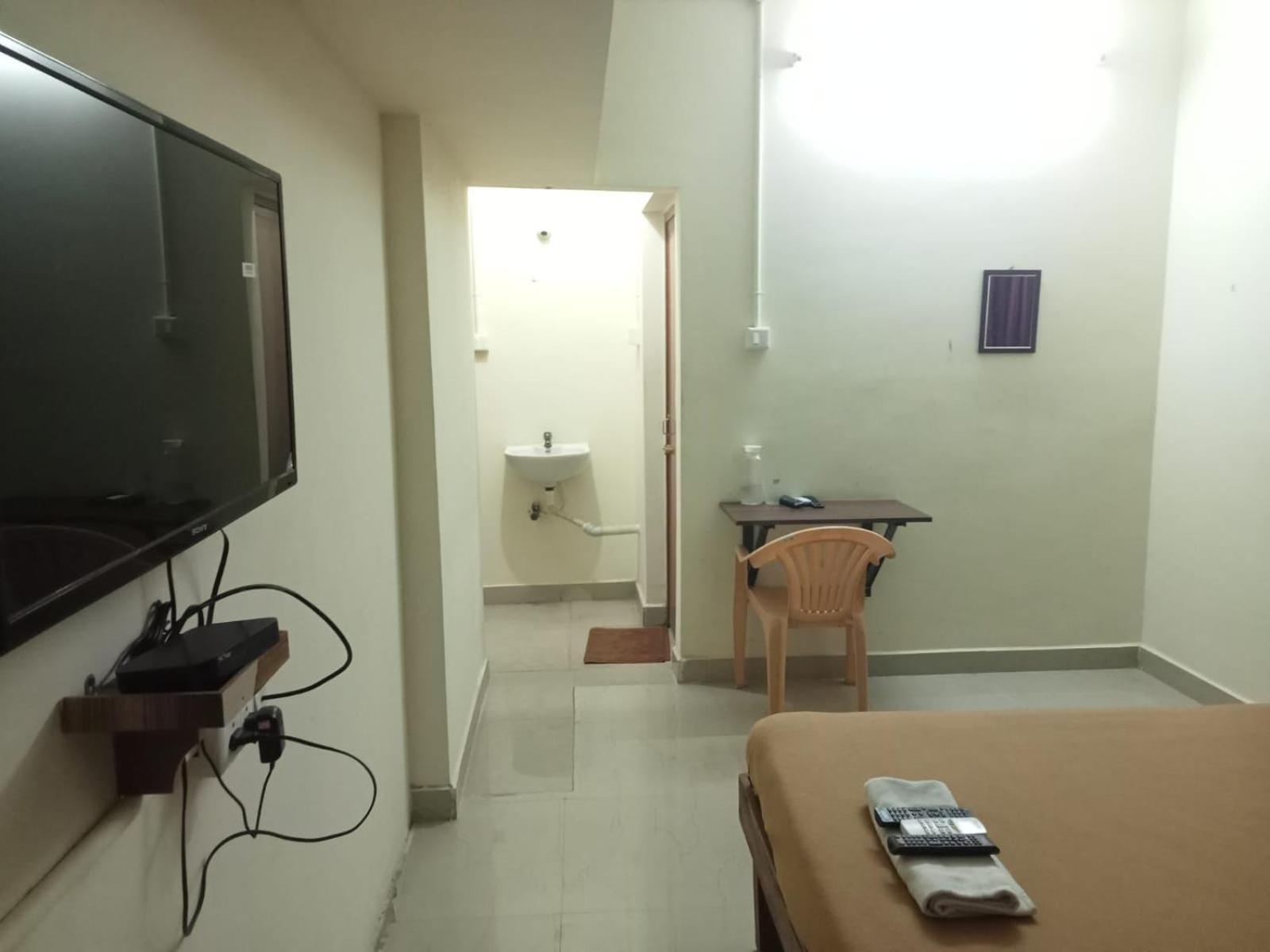 Hotel Collection O Orchid Residency Medavakkam
