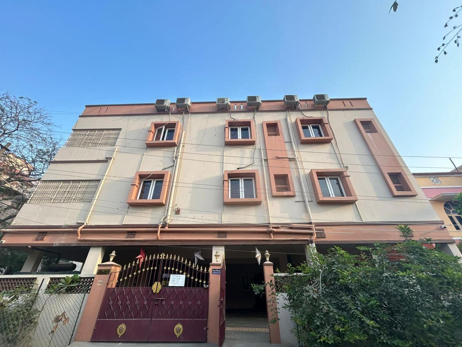 Hotel Collection O Orchid Residency Medavakkam Chennai