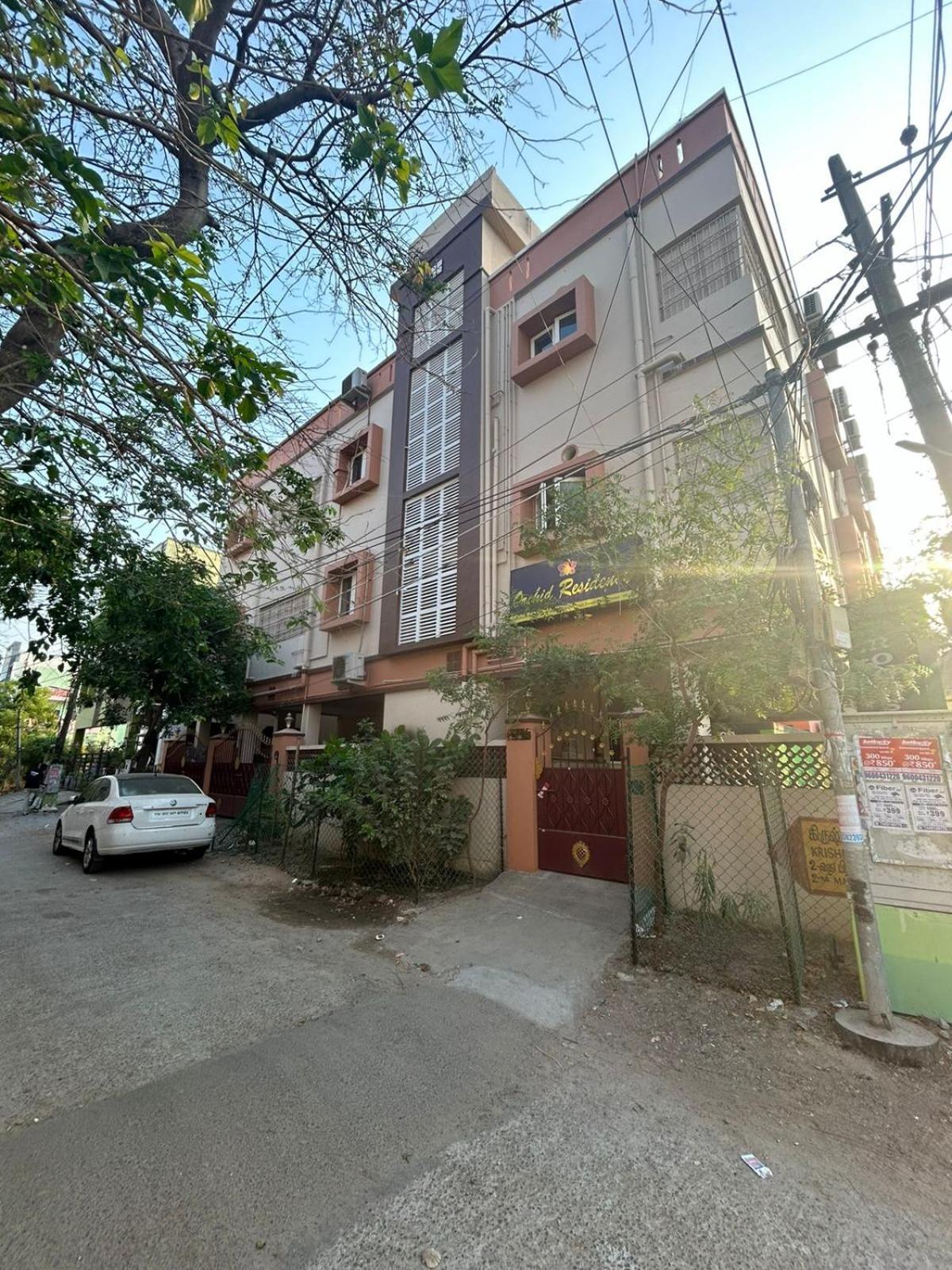Collection O Orchid Residency Medavakkam