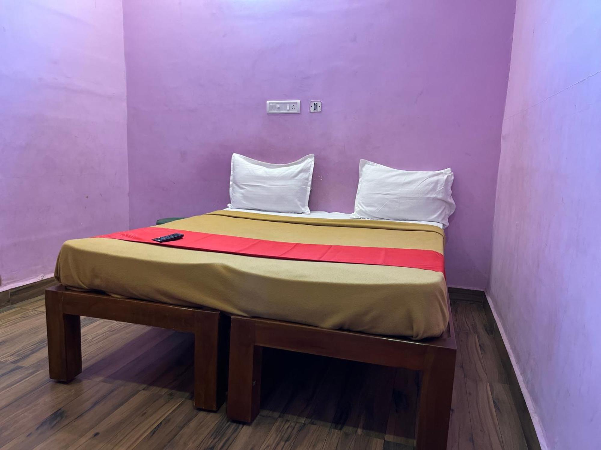 Acomodação com café da manhã  Vinayak Residency Porur *