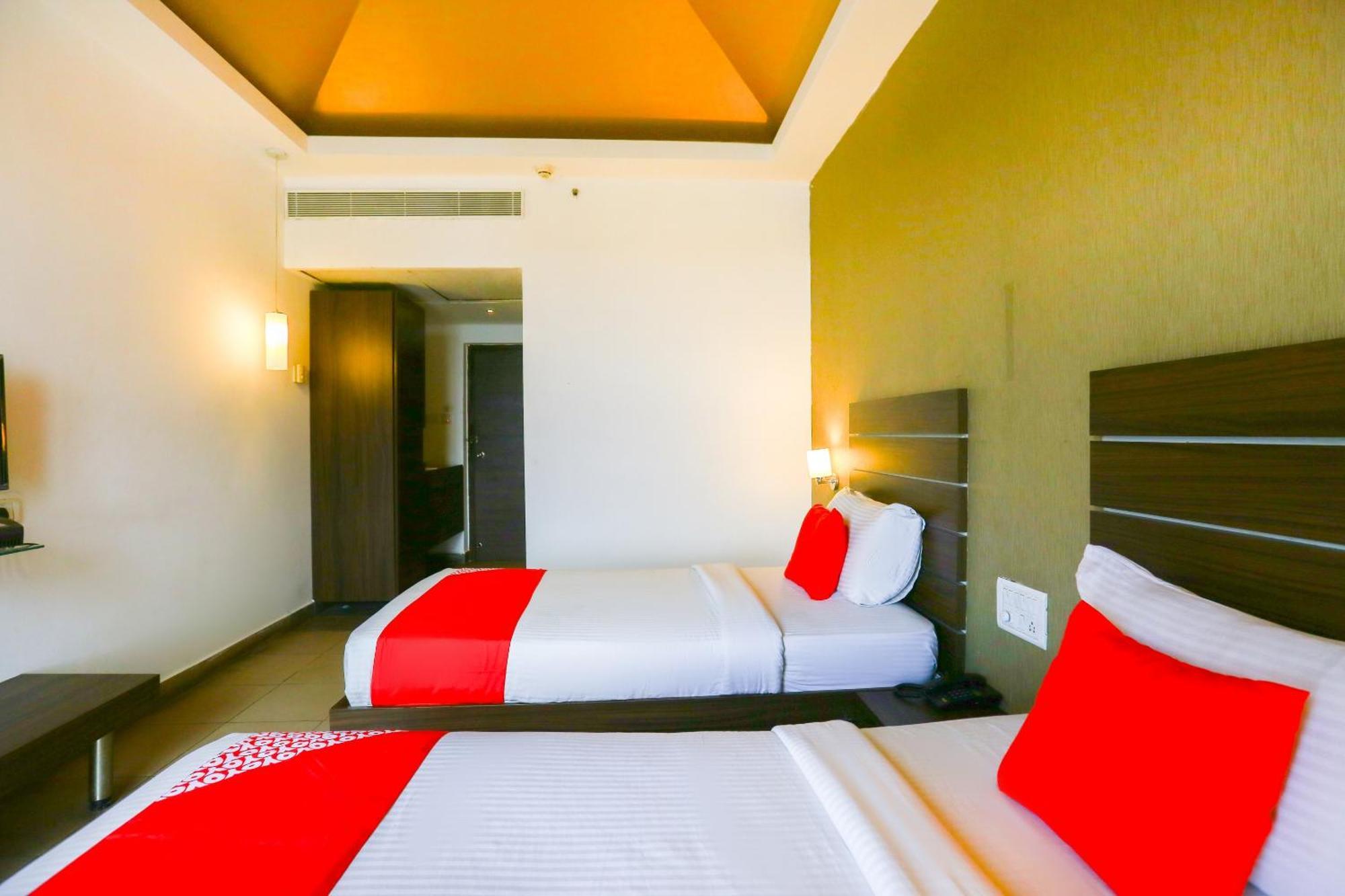 Super Collection O Skywalk Hotel Chennai
