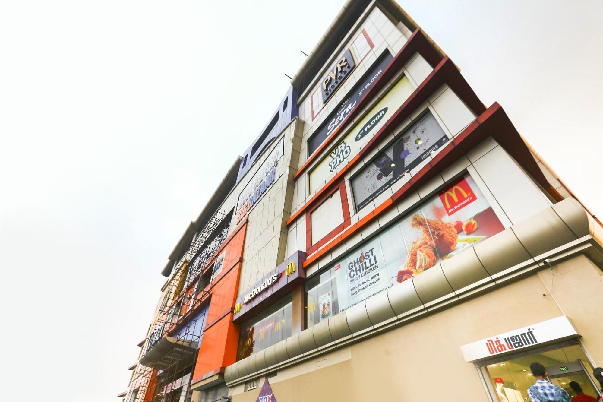 Super Collection O Skywalk Hotel 3*