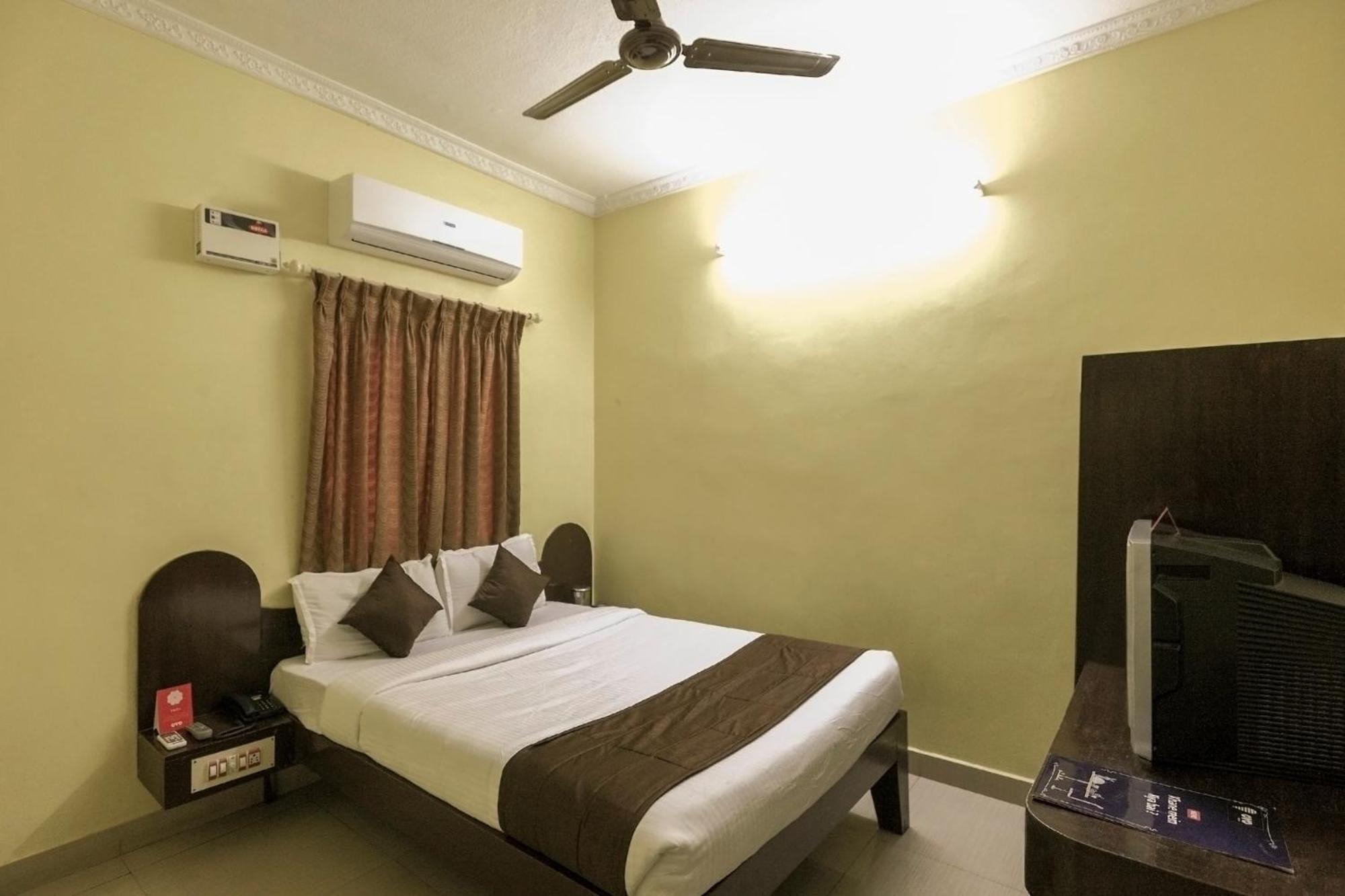 Hotel Oyo Flagship 8128 Valli Paradise