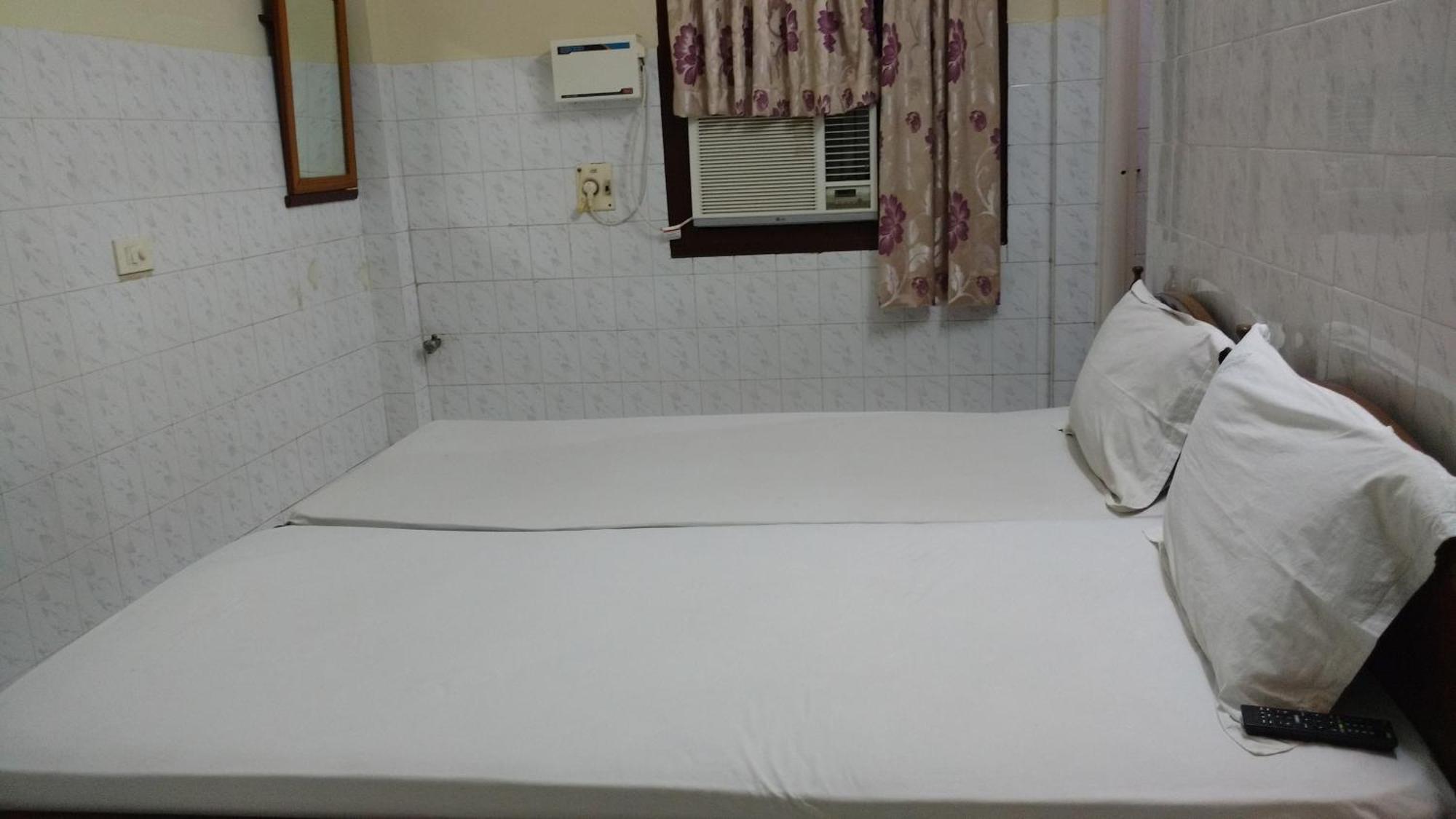 Thangam Balaji -near Us Consulate Guest house Chennai